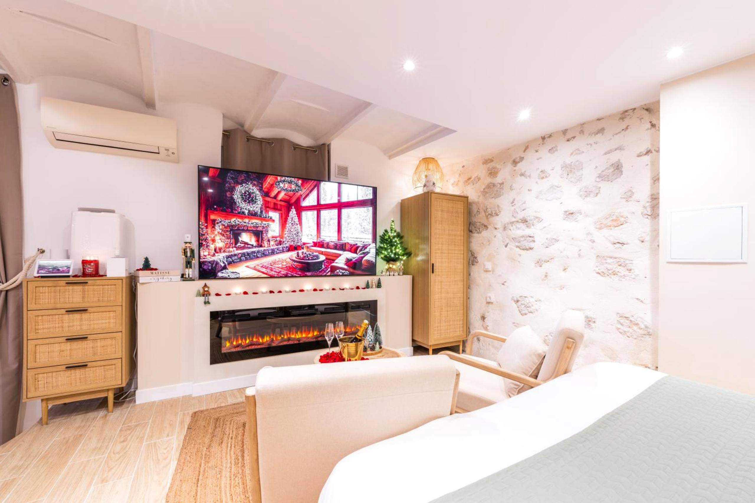 Photo du logement - La Parenthèse Grassoise - Votre échappée romantique - Grasse