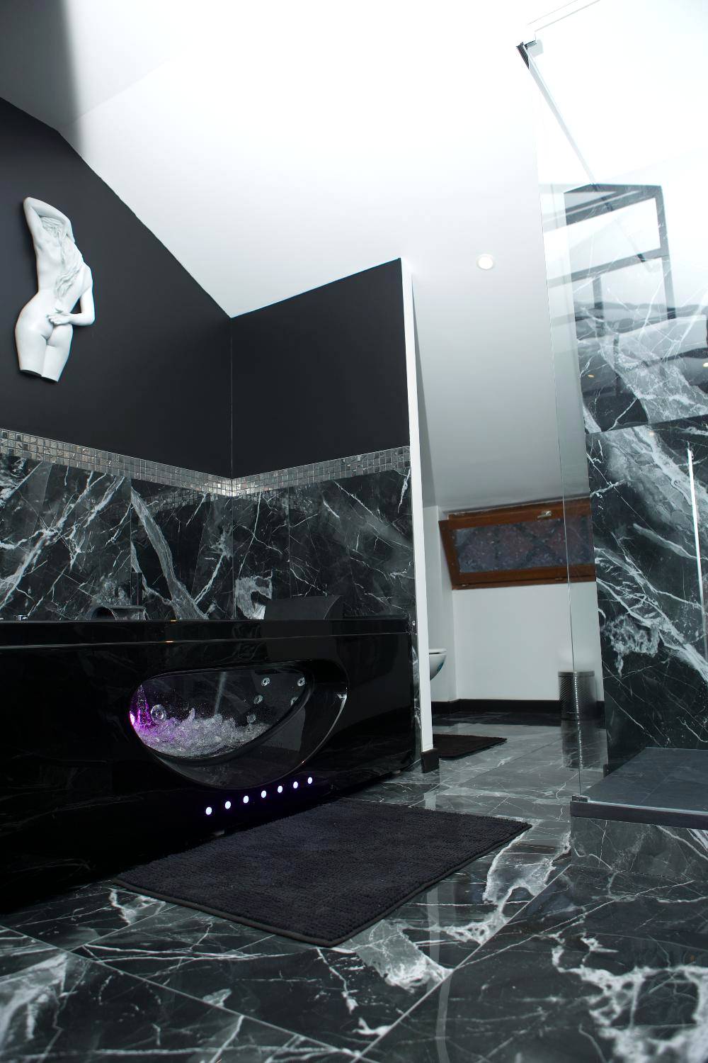 Photo du logement - PARENTHESE LOVE - Amour & Tentation Suite Balnéo SPA Proche Orly - Paris