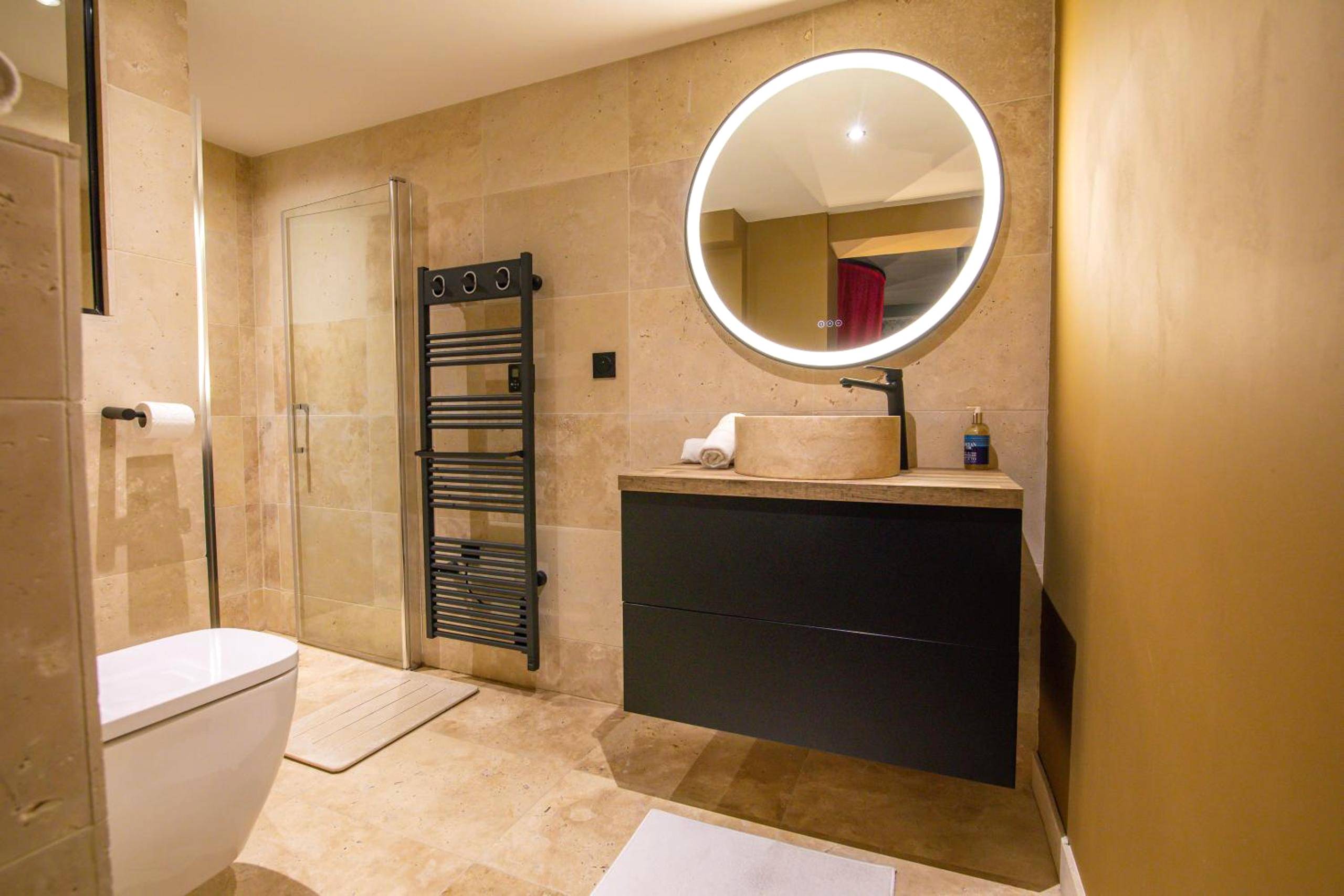 Photo du logement - La Parenthèse Numéro 6 - Jacuzzi Reims - Reims