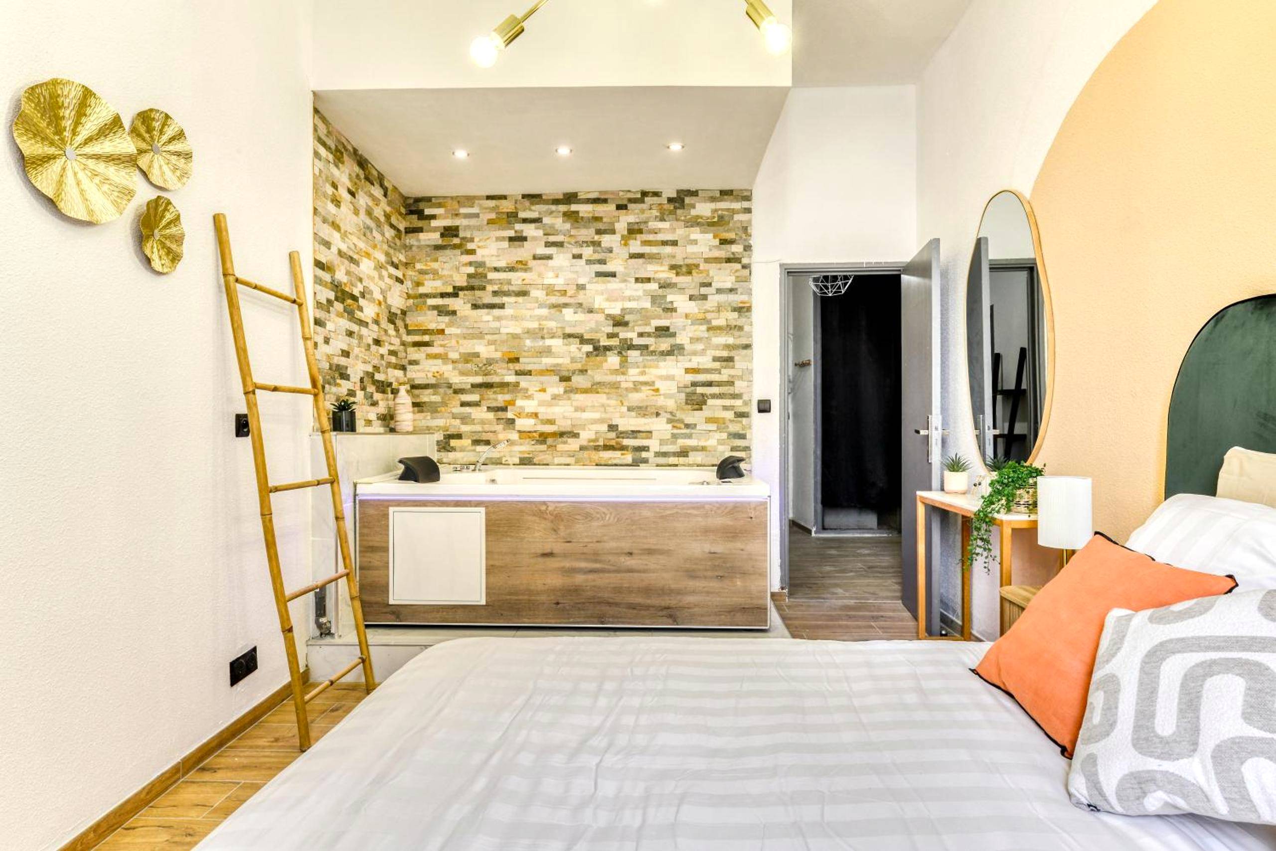 Photo du logement - Parenthèse Occitane - Free Parking - Balnéothérapie