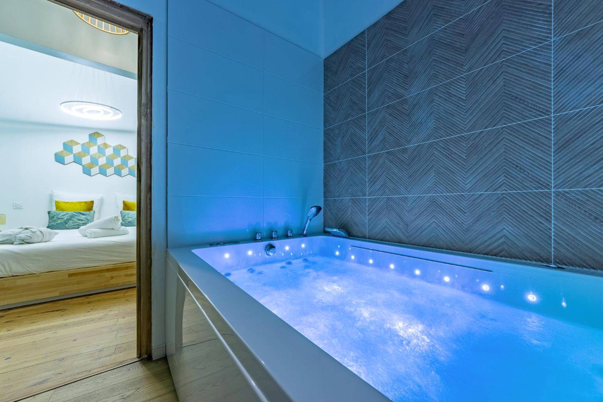 Photo du logement - [Parenthese] Romantique * SPA Privé