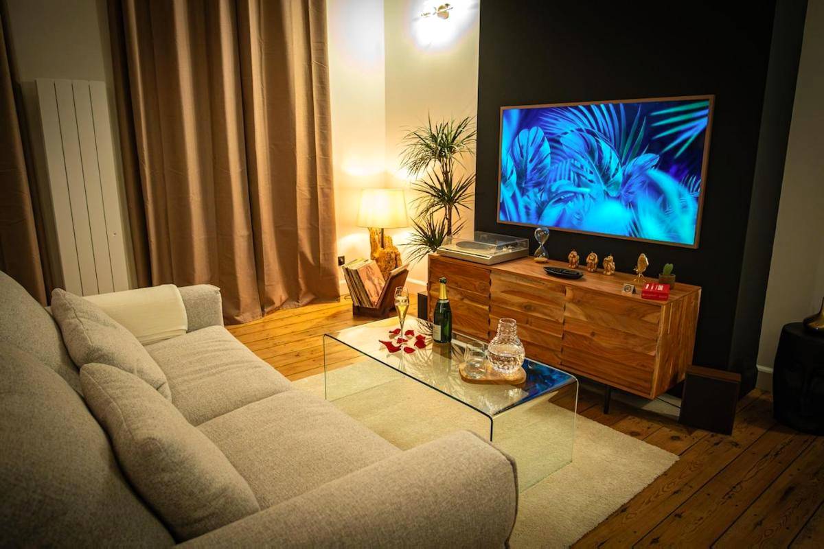 Photo du logement - La Parenthèse Suites - appartement luxueux avec sauna et baignoire balnéo