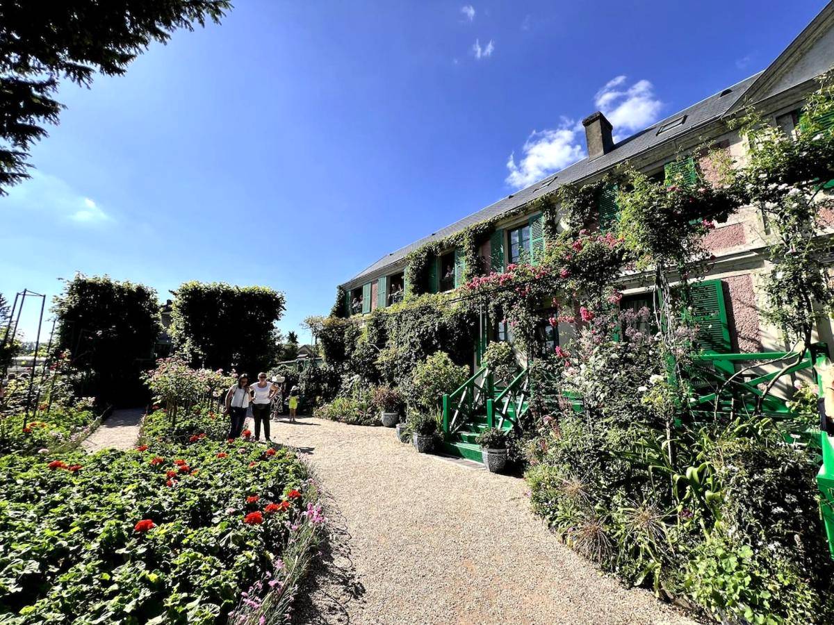 Photo du logement - La Parenthèse Suites - appartement luxueux avec sauna et baignoire balnéo - Pont - de - l'Arche