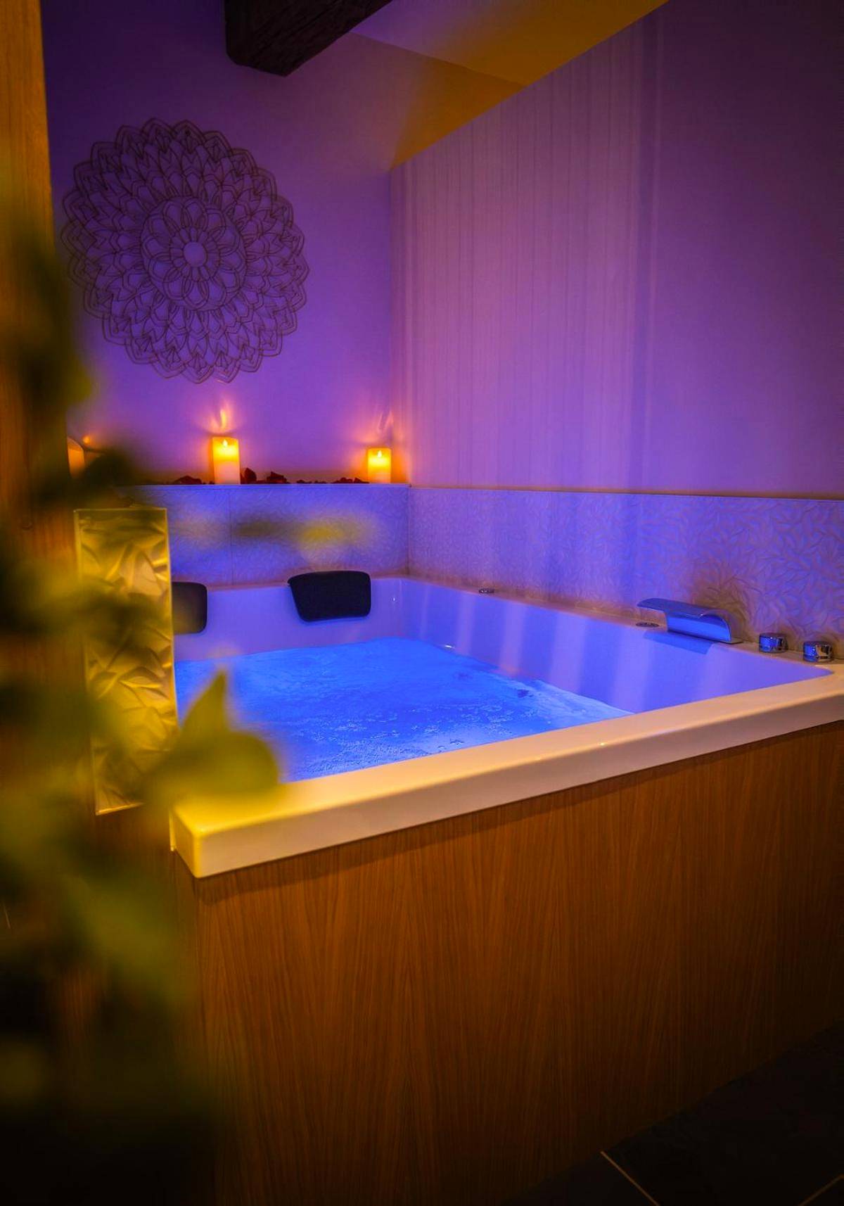 Photo du logement - La Parenthèse Suites - appartement luxueux avec sauna et baignoire balnéo - Pont - de - l'Arche