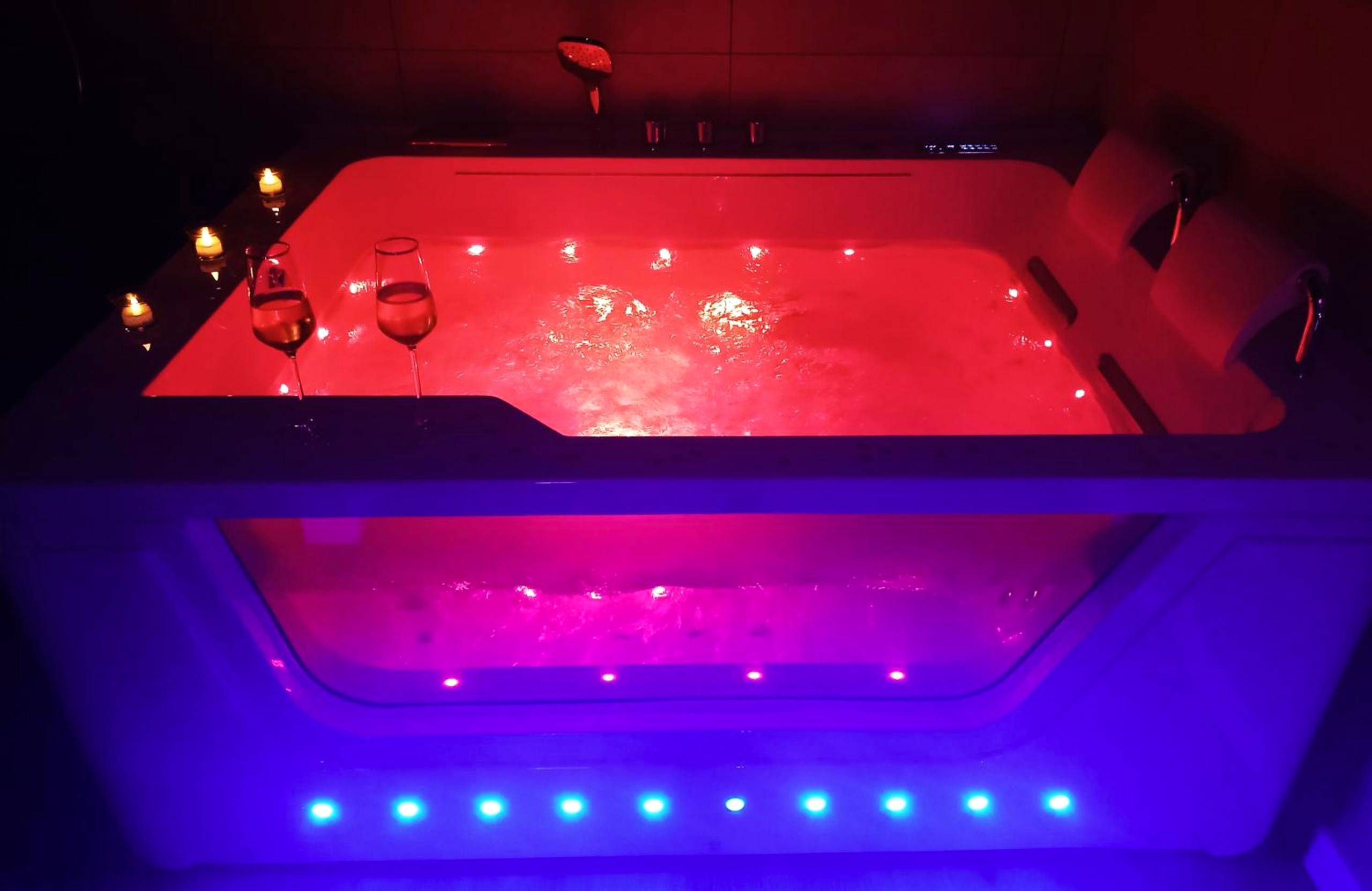 Photo du logement - La Passionnante Gîte avec Spa privatif - Saint - Philbert - de - Bouaine