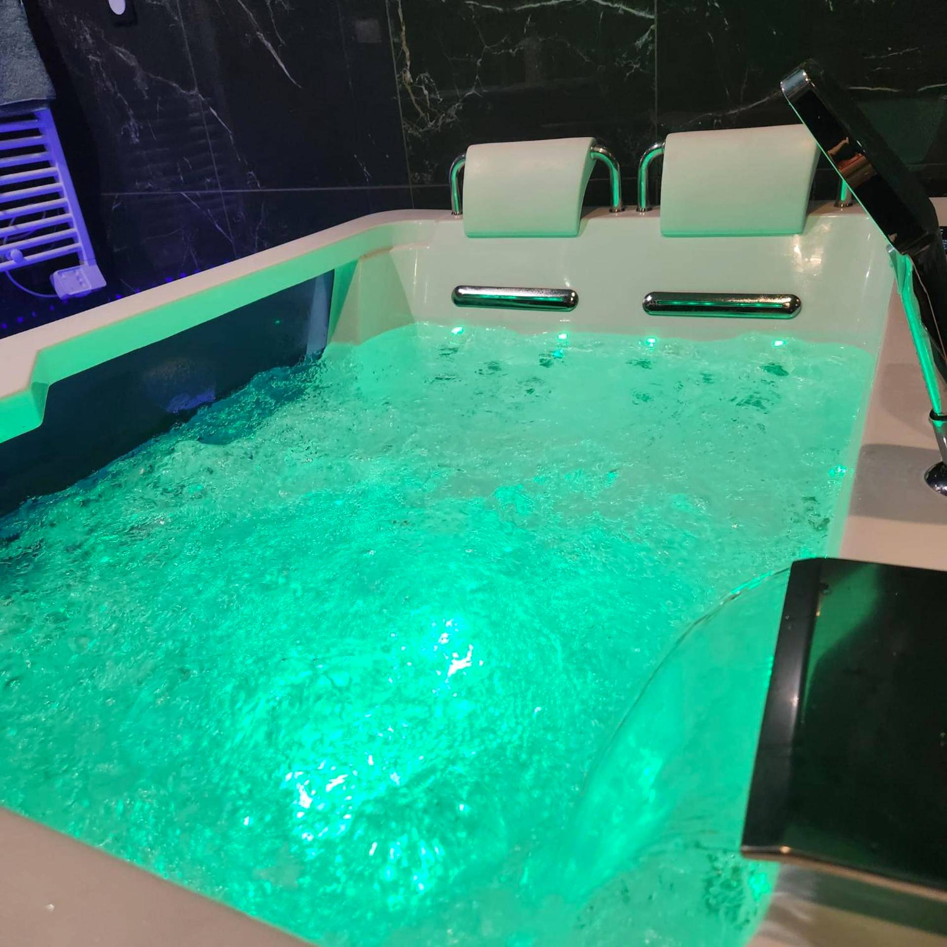 Photo du logement - Loveroom Pau - Pau