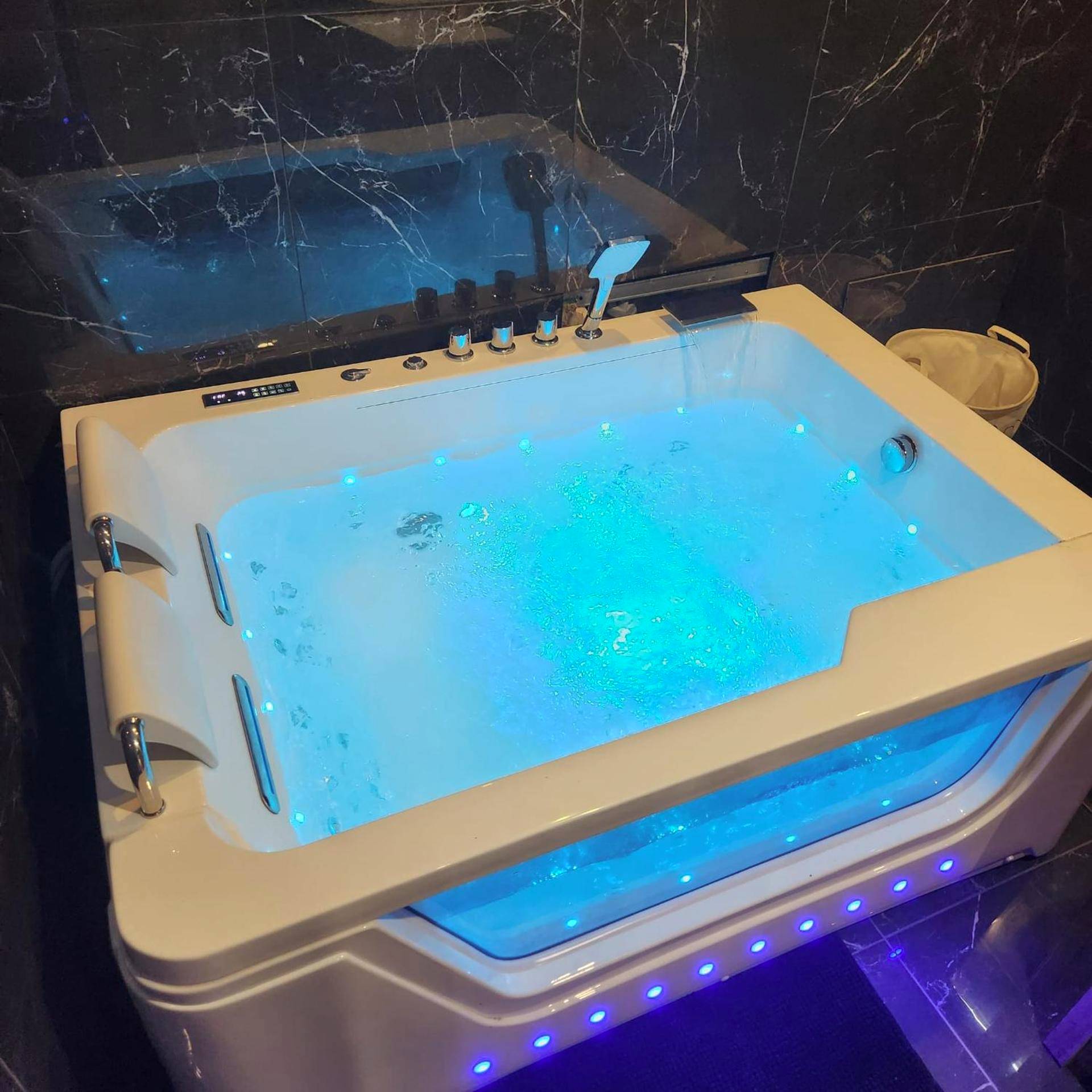 Photo du logement - Loveroom Pau