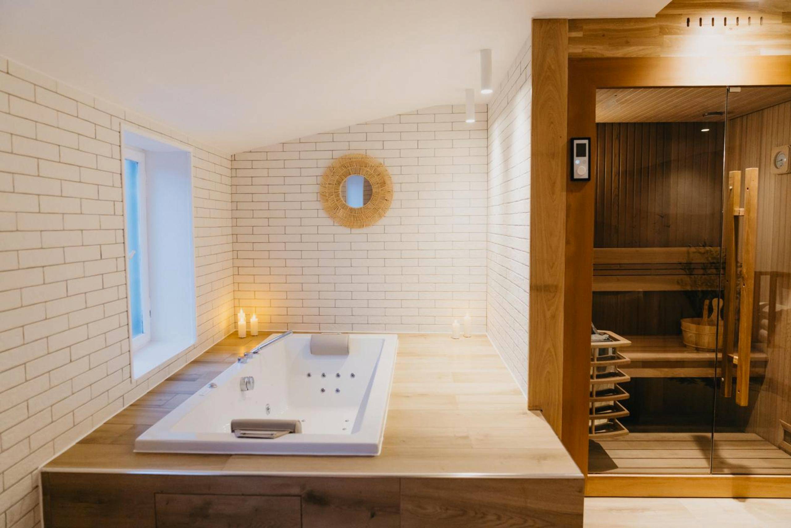 Espace bien - être avec jacuzzi et sauna - Paus à Metz