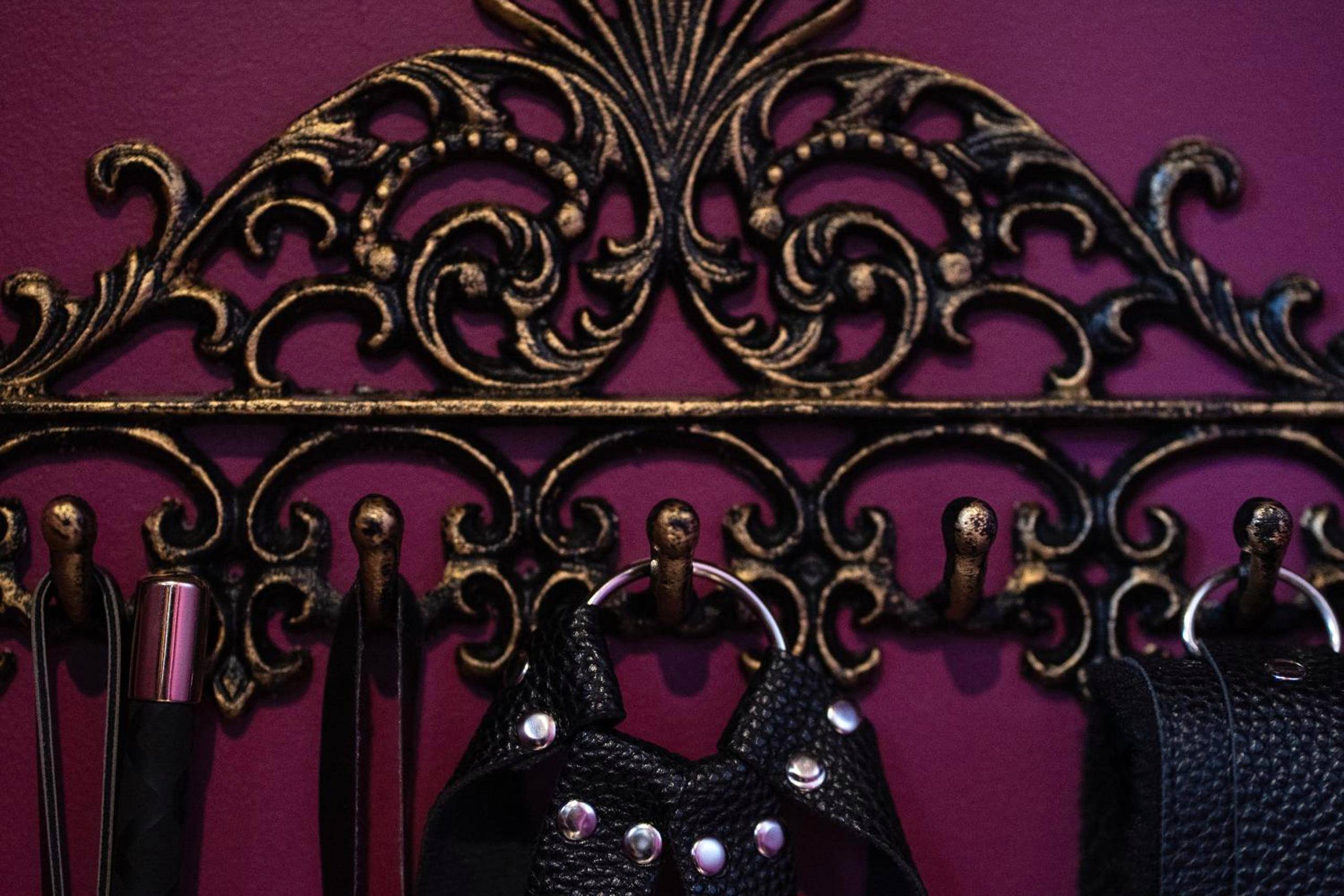 Photo du logement - Love Room Une Pause à Deux - Jacuzzi - Chambre Secrète - Château - Landon