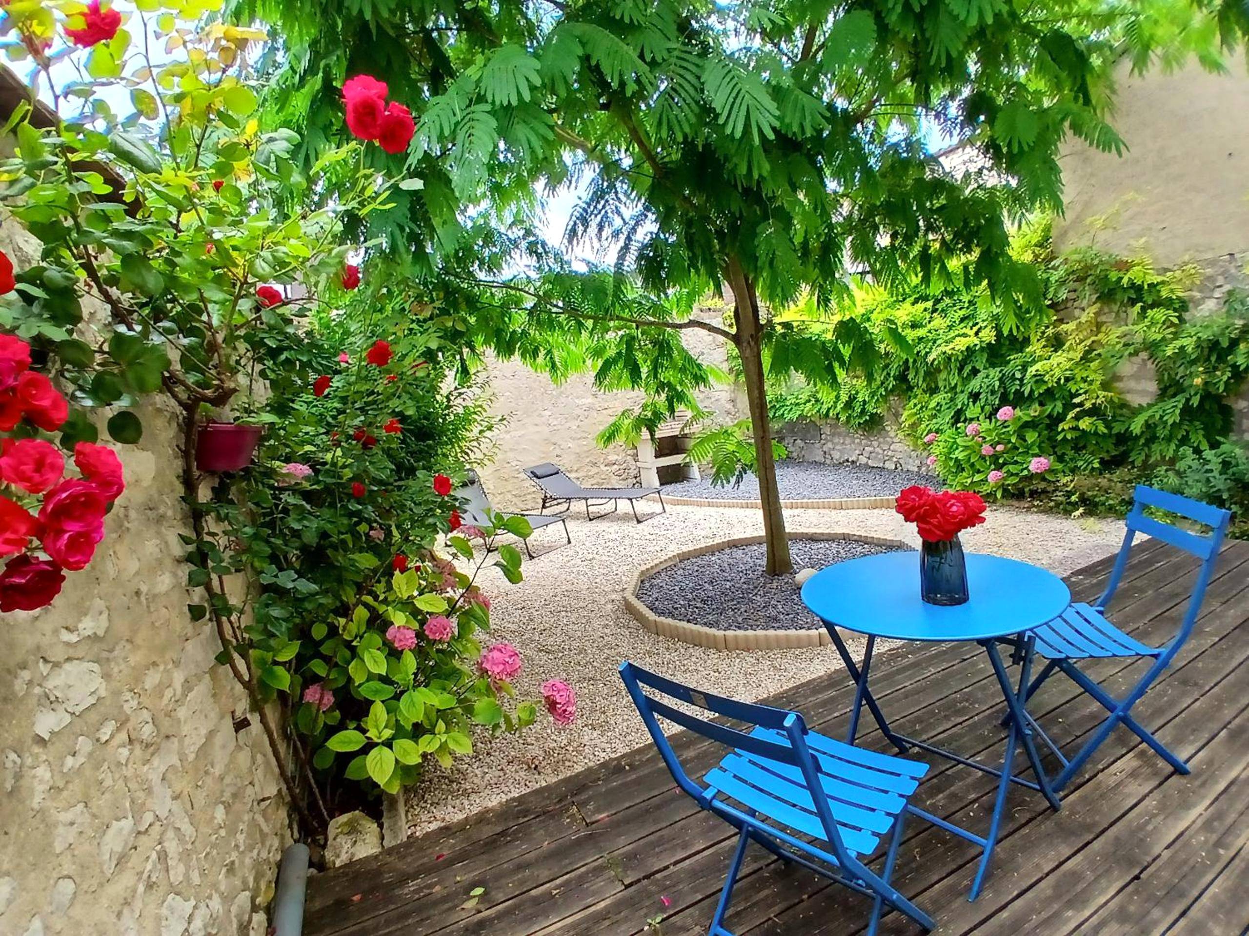 Photo du logement - Love Room Une Pause à Deux - Jacuzzi - Chambre Secrète - Château - Landon