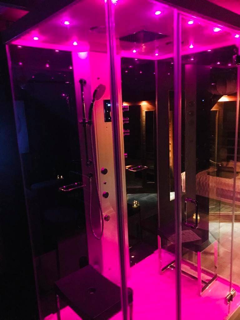 Photo du logement - PAUSE NATURE SORBAIS Chambre avec SPA, HAMMAM Shower, SAUNA, STREAMING et arrivée autonome