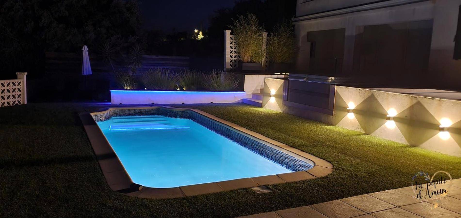 Photo du logement - La Pépite d'Amour, villa 5 étoiles, spa privatif, sauna, piscine privée à volonté !