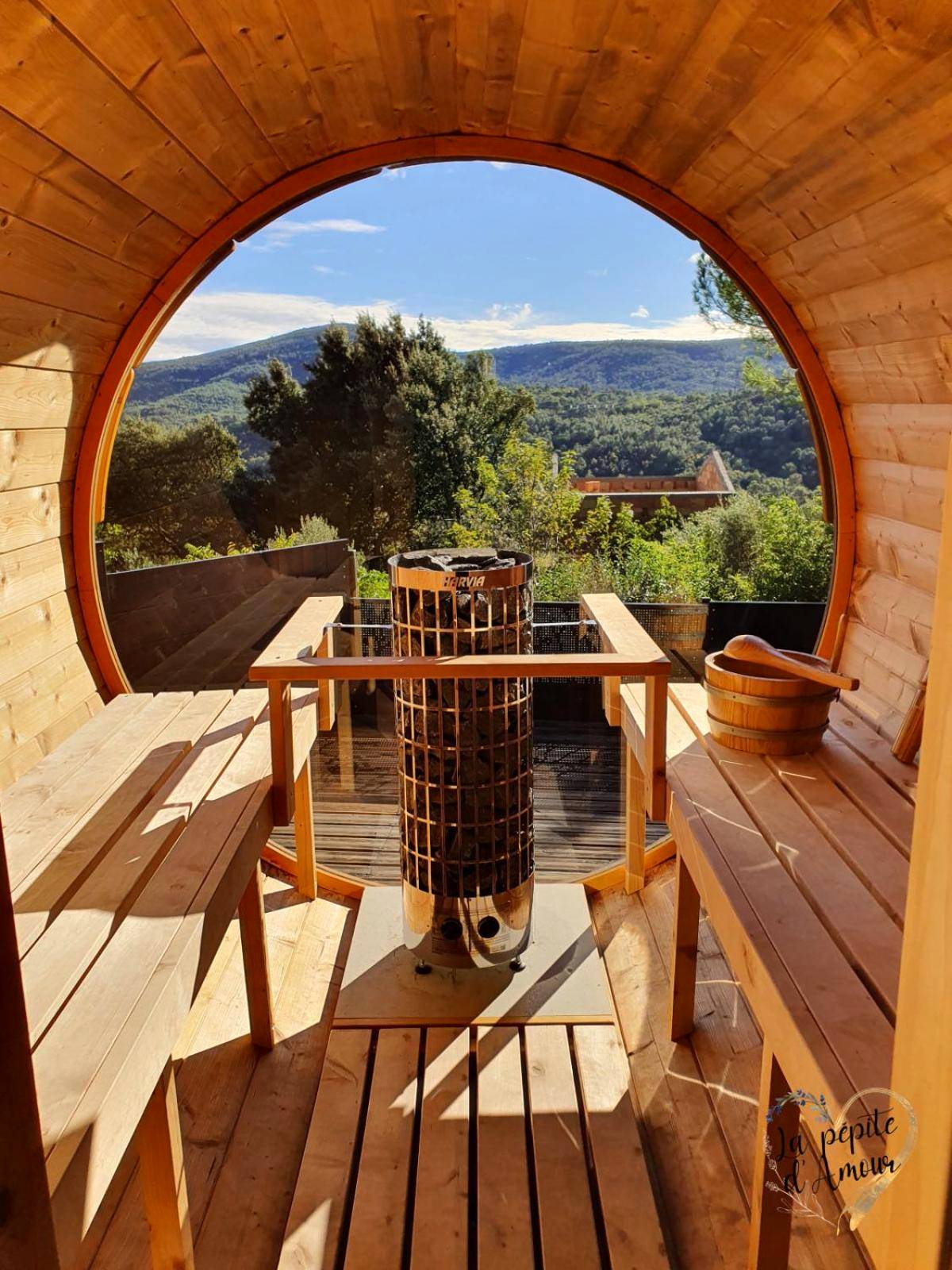 Photo du logement - La Pépite d'Amour, villa 5 étoiles, spa privatif, sauna, piscine privée à volonté !