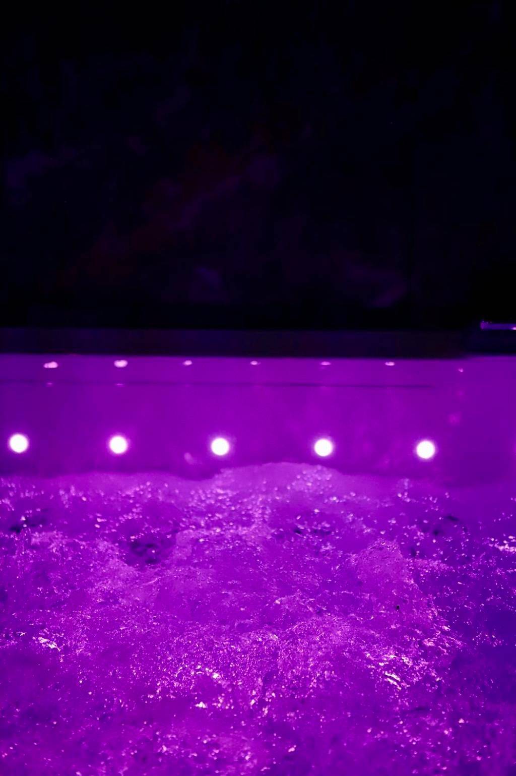 Vue du logement - LoveRoom La Petite Suite avec SPA