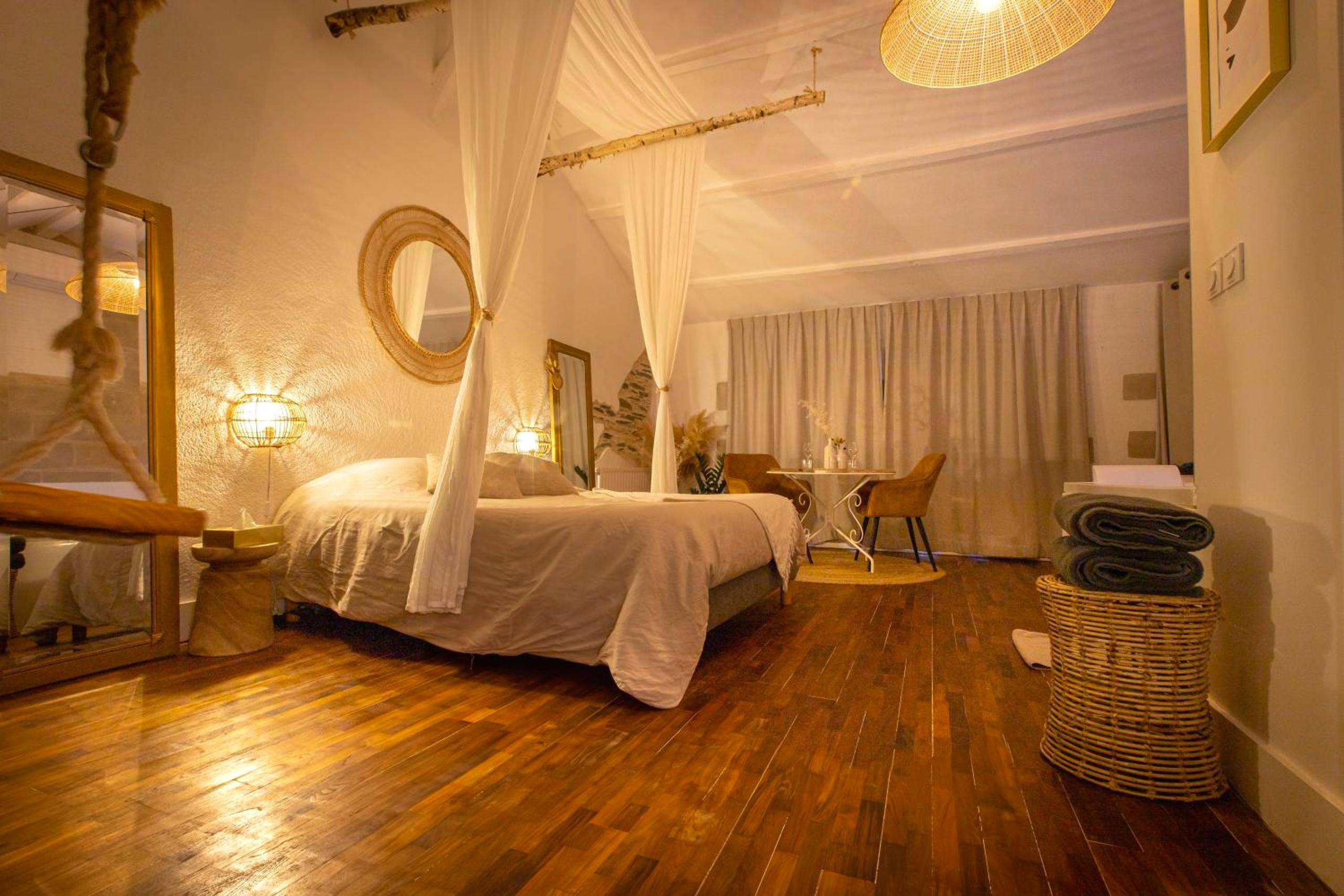 Photo du logement - Love Room Bohème Les Petits Plaisirs