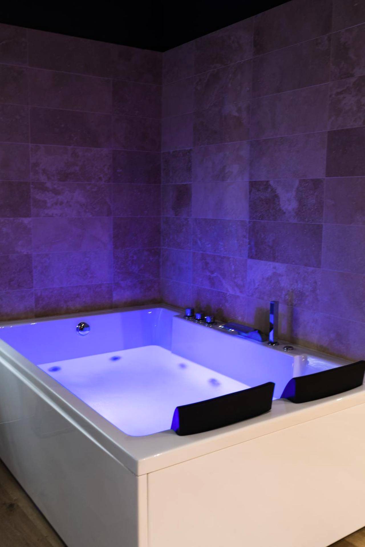 Photo du logement - LoveRoom#1 by Pimente ton couple - Cagnes - sur - Mer