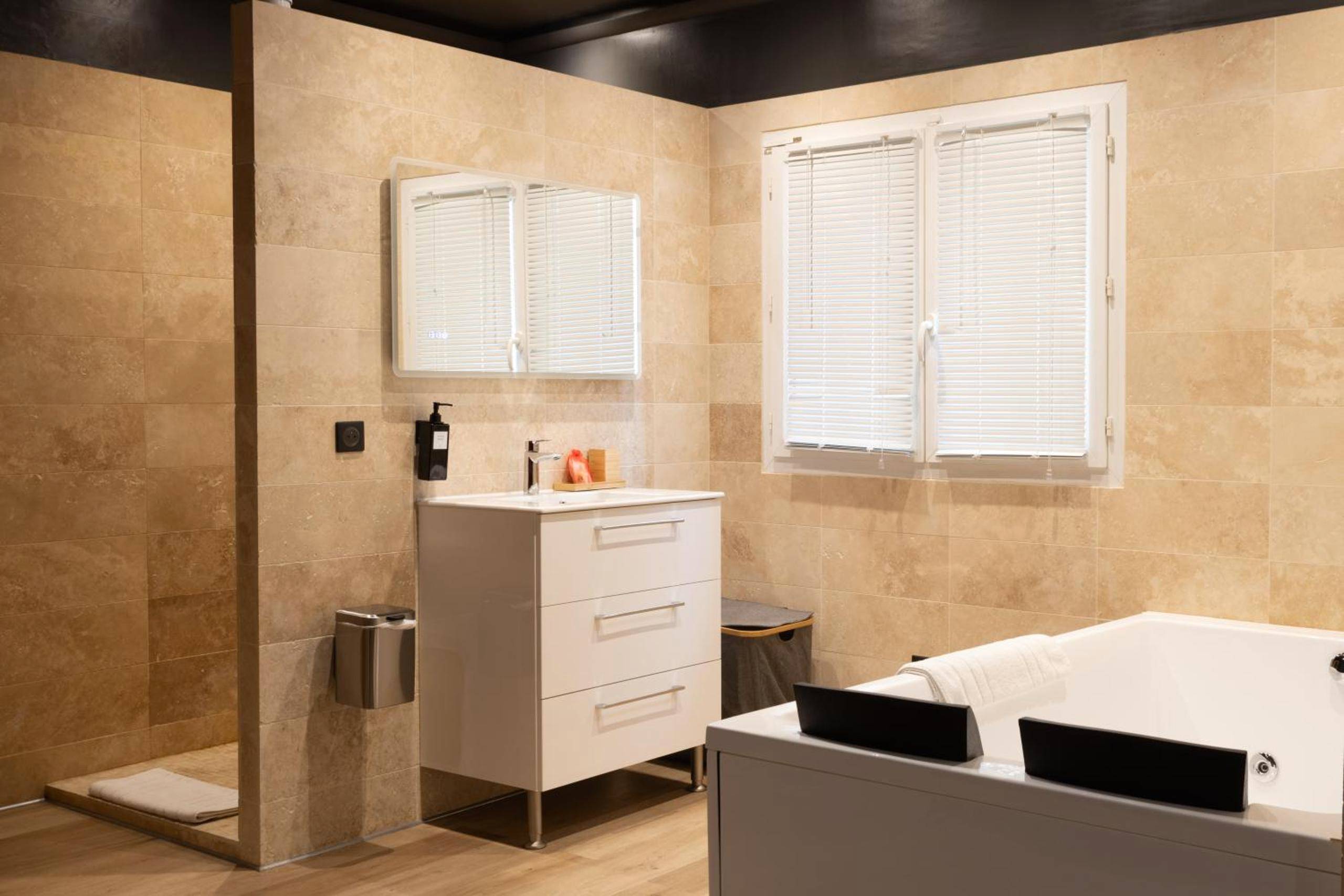 Photo du logement - LoveRoom#1 by Pimente ton couple