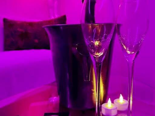 Photo du logement - Plaisirs cachés - Love Room - - La Garde