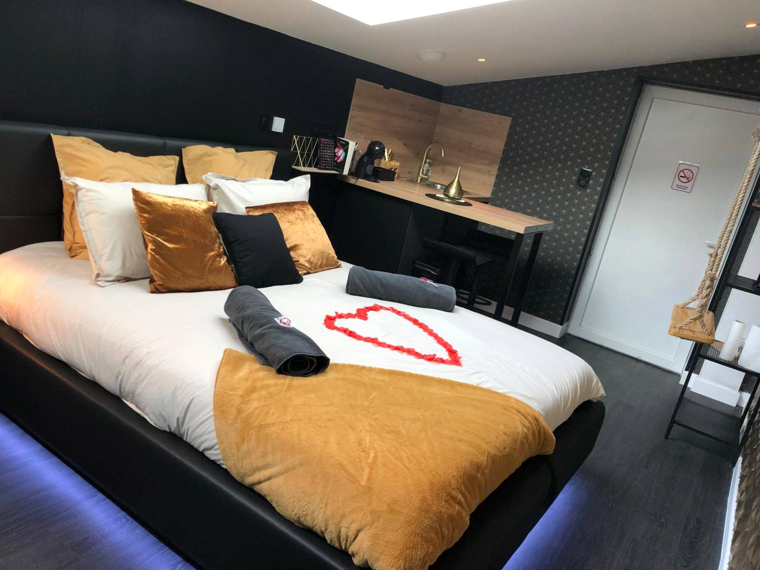 Photo du logement - Playroom et Nuit Insolite - Val de Virvée