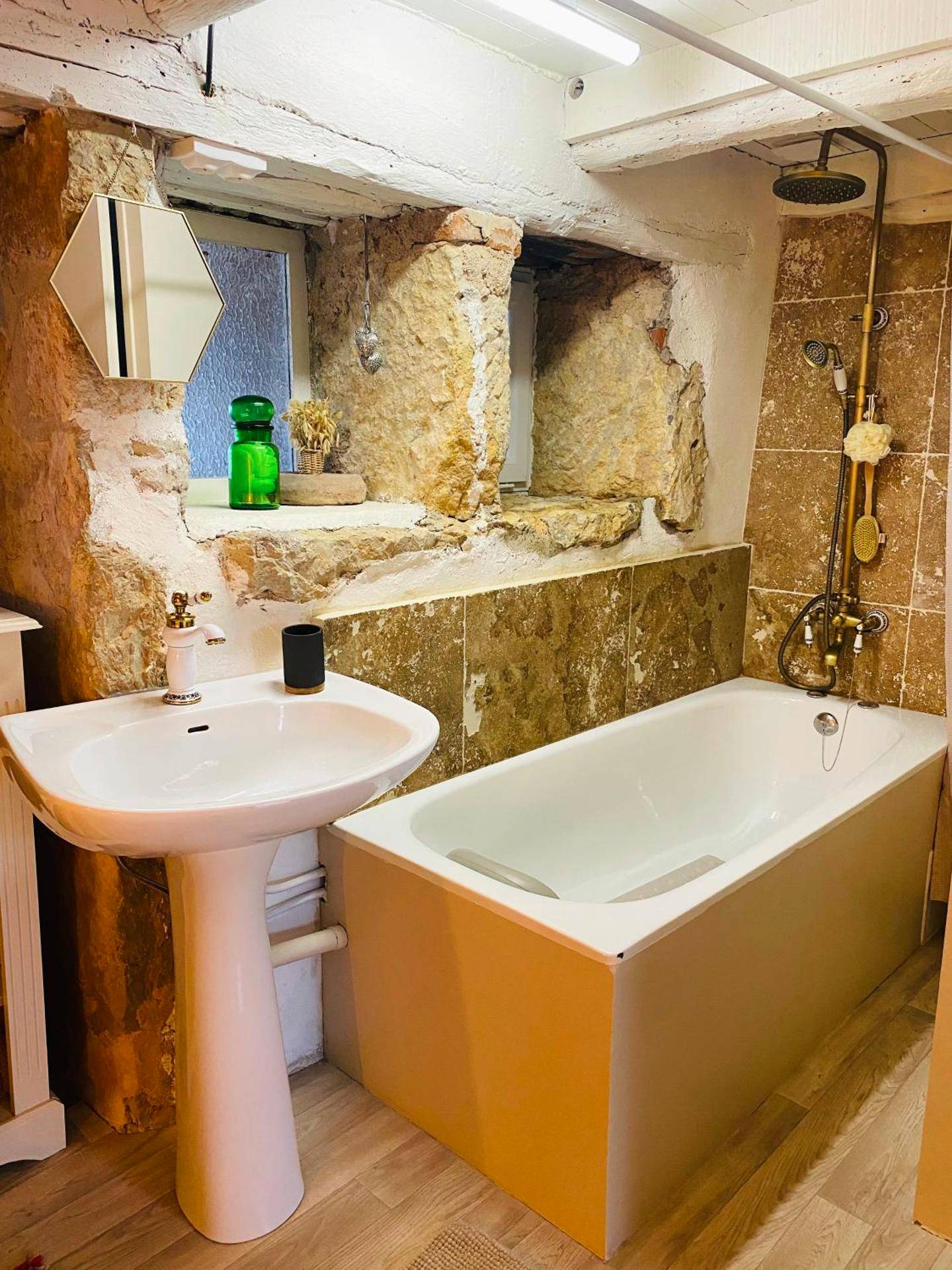 Photo du logement - Gîte de charme bain nordique & vieilles pierre classé 3 étoiles Le Prestadou
