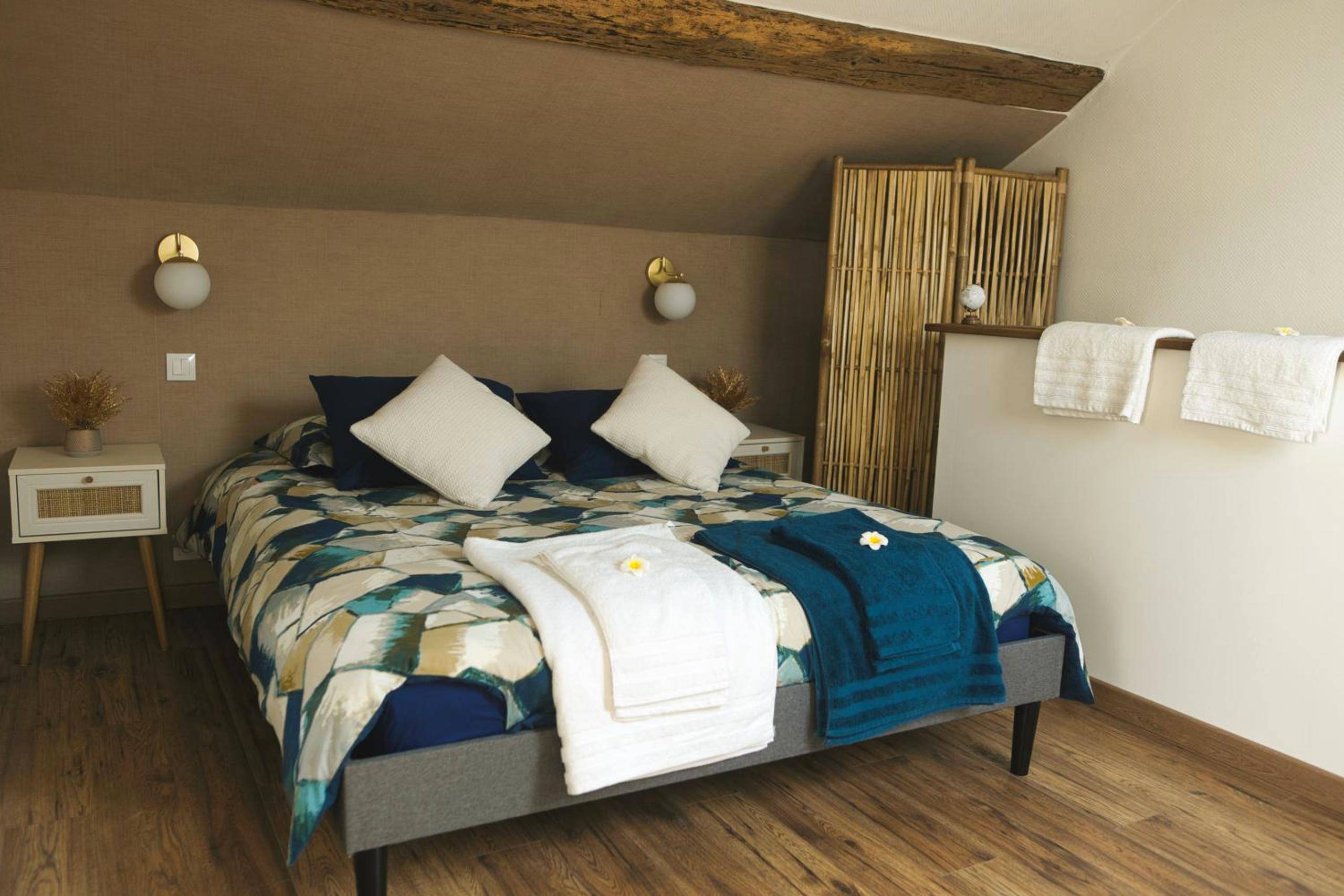 Photo du logement - PrestigeLodgesFontainebleau, Maison polynésienne & jacuzzi privé