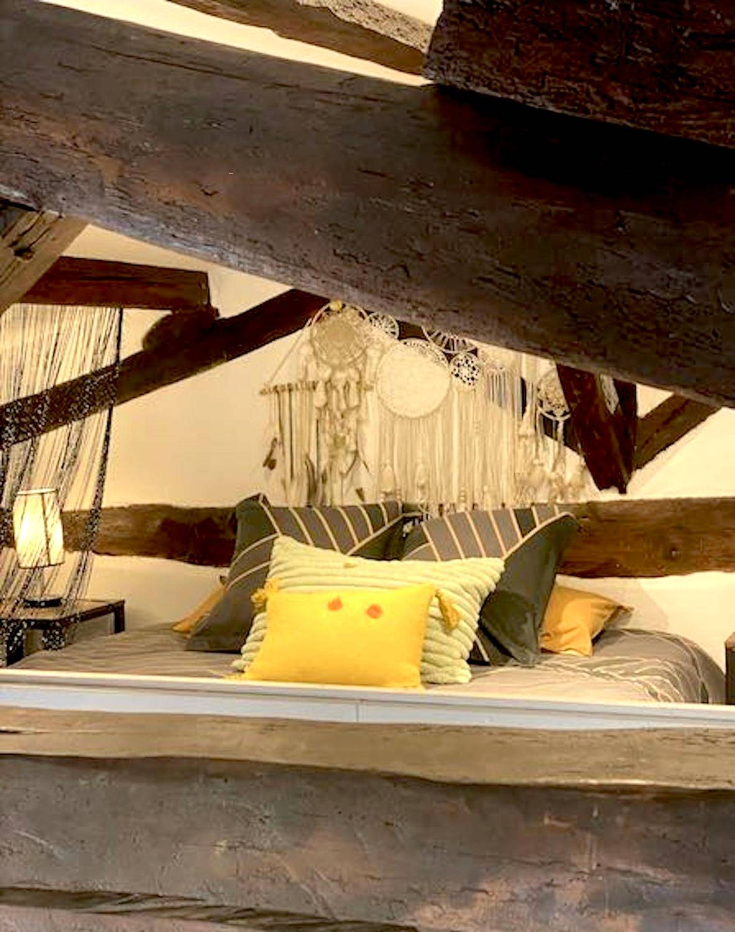 Photo du logement - LE PRIEURE - Suites romantiques spa privatif, piscine, jardin, massages proche de Toulouse