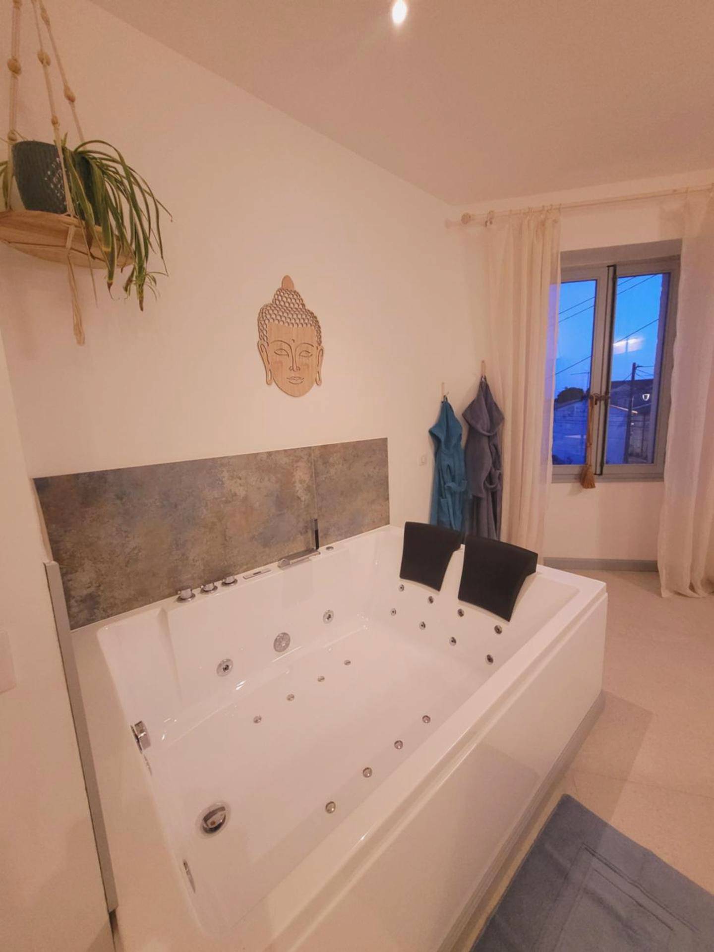 Autre vue interieure - La Promenade Suite & Spa - Congénies