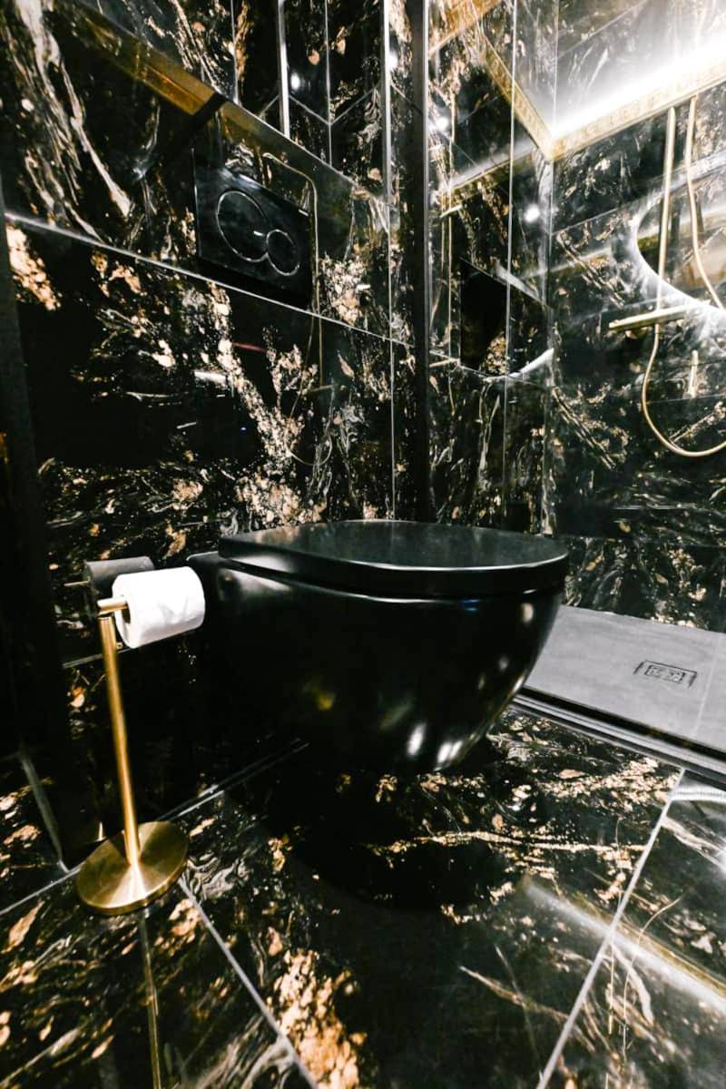 Photo du logement - Promesse d'une nuit avec Balnéo privative - Lorient