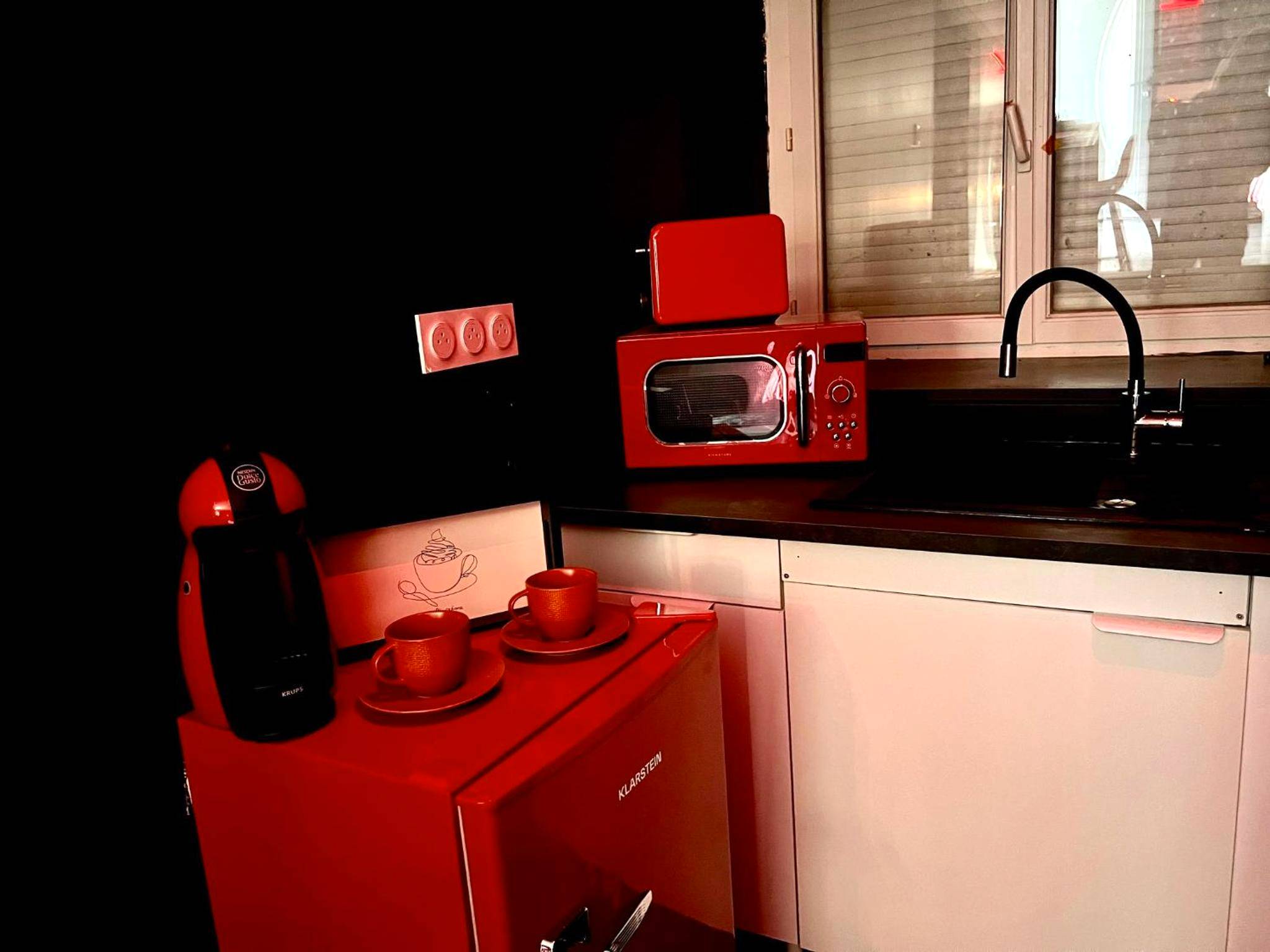 Photo du logement - Redroom, Spa, Sauna, cheminée, romantique pour 2