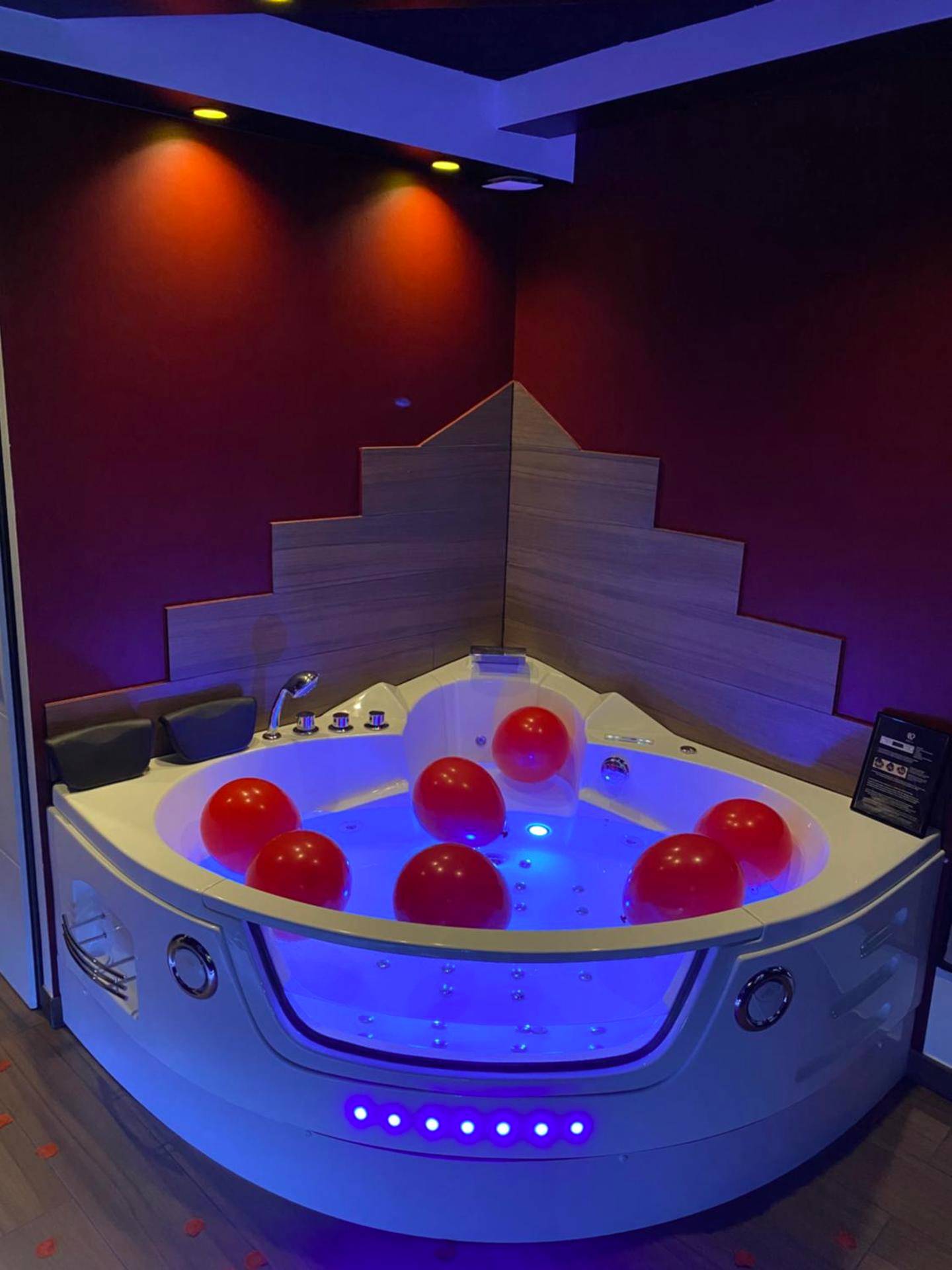 Photo du logement - Redroom Spa privatif & nuit romantique à deux