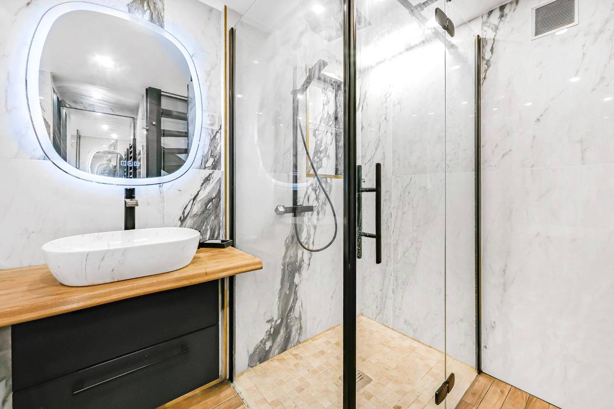 Vue du logement - La Rêverie - Love Room Paris - Jacuzzi Pro