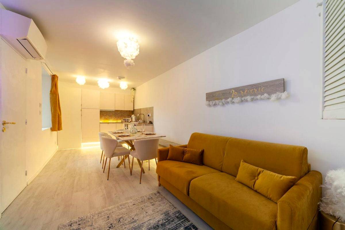 Photo du logement - La Rêverie : Sauna Privé Jacuzzi et Table Massage