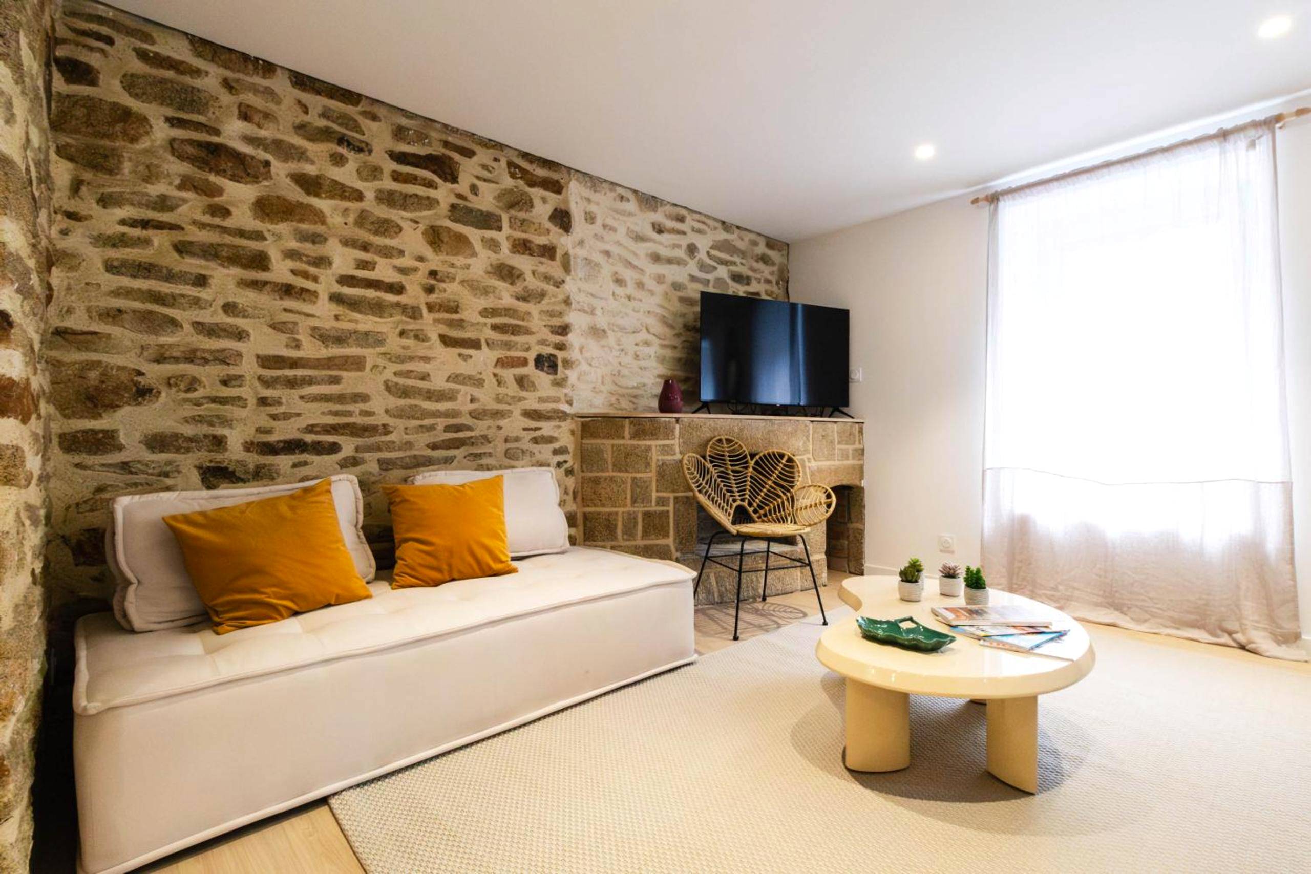 Photo du logement - Romance & Evasion - Centre Ville - Love Room - Balnéo