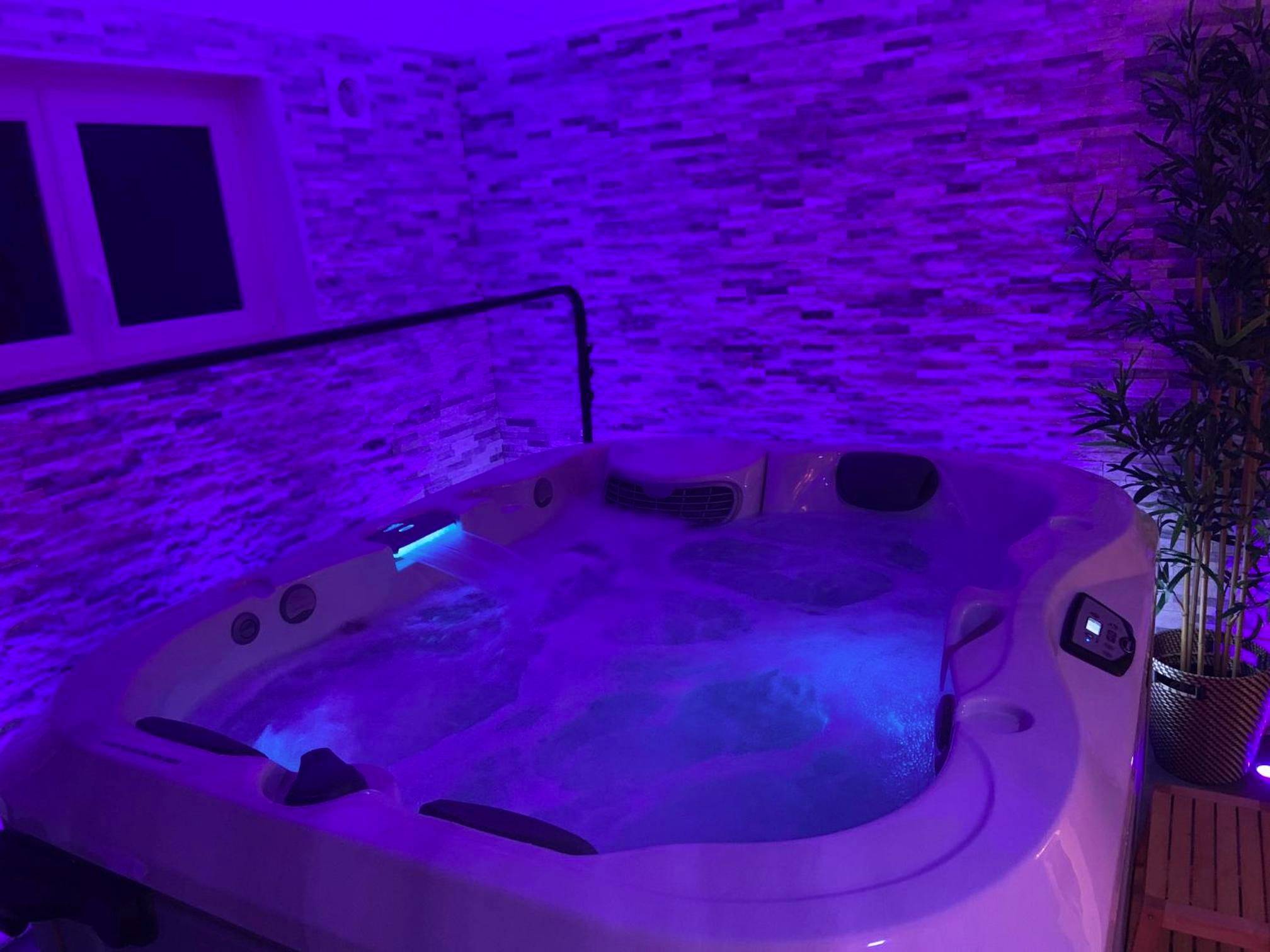 Vue du logement - *Romance Jacuzzi* Appartement Spa pour les amoureux ou les solos