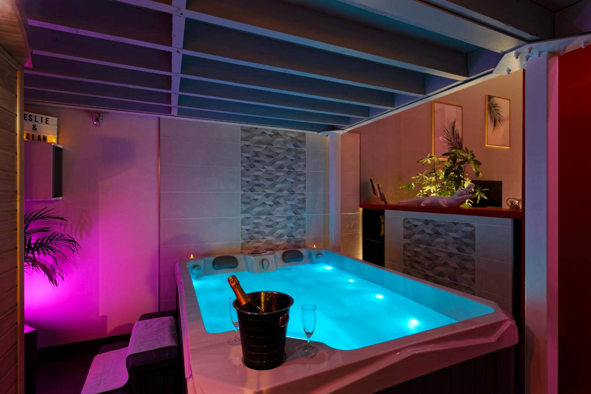 Photo du logement - Romance Spa lofts haut de gamme avec sauna