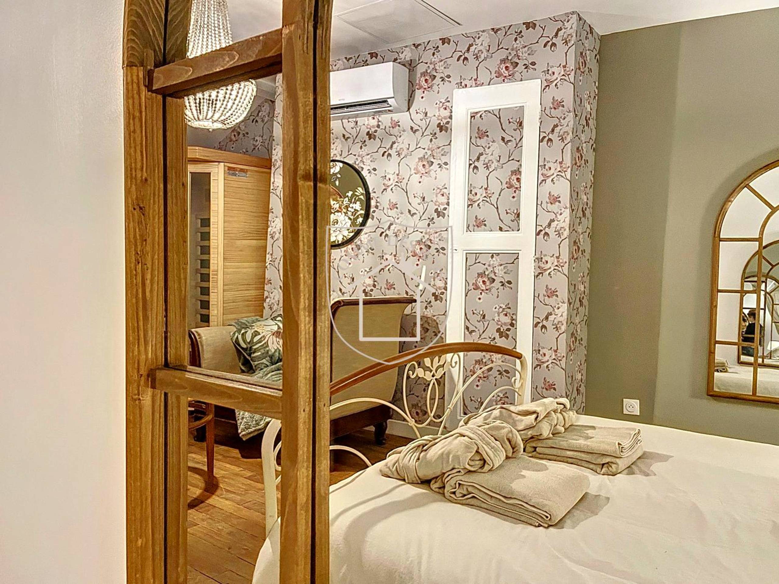 Photo du logement - La Romantique des Rois # Jacuzzi # Sauna - Dourdan