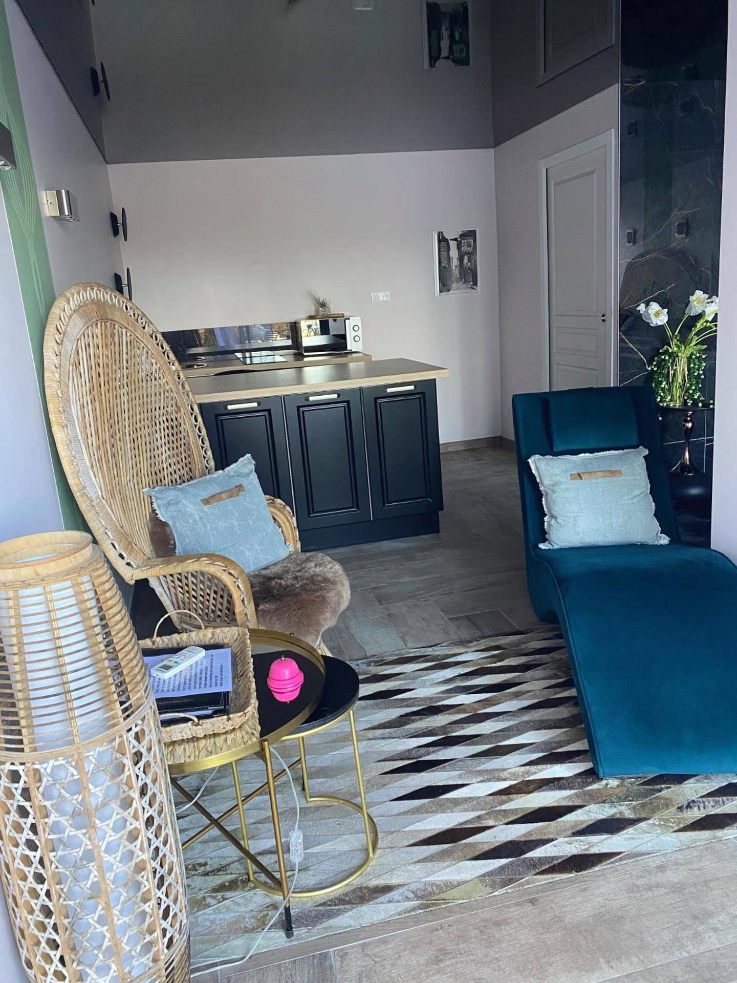 Photo du logement - La Ronde des Bois - Romance et Bien Être - Jacuzzi privatif - piscine - patio