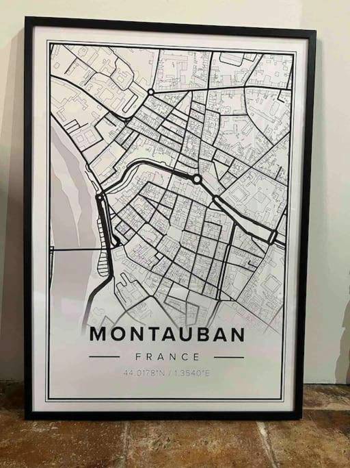 Photo du logement - room five - parking, balnéothérapie, place nationale, un havre de paix - Montauban