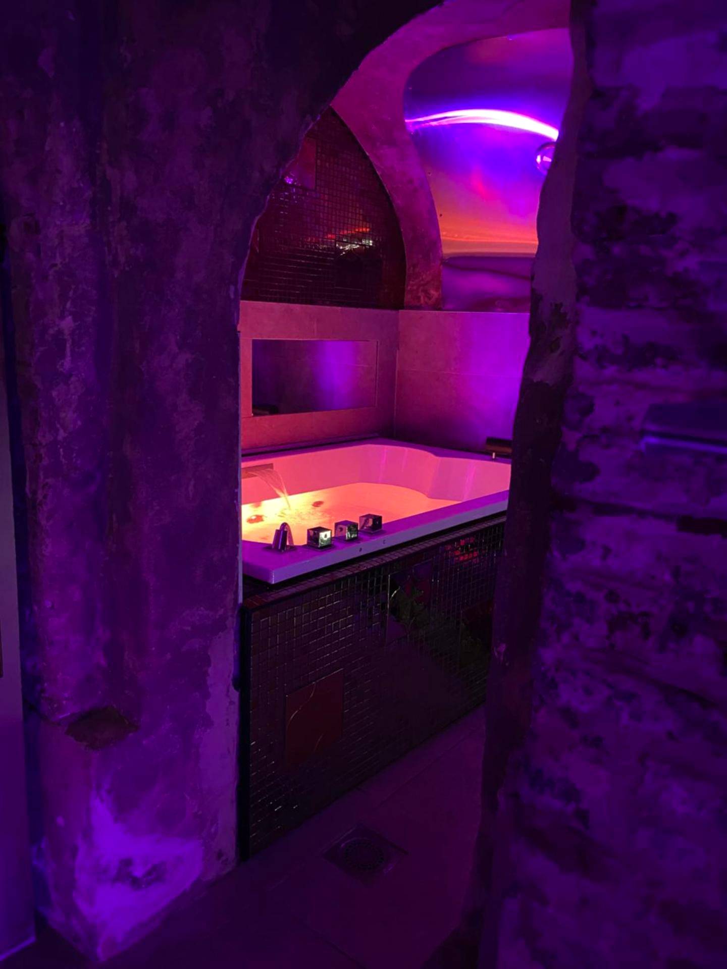 Photo du logement - Private Room & Spa avec jacuzzi privatif