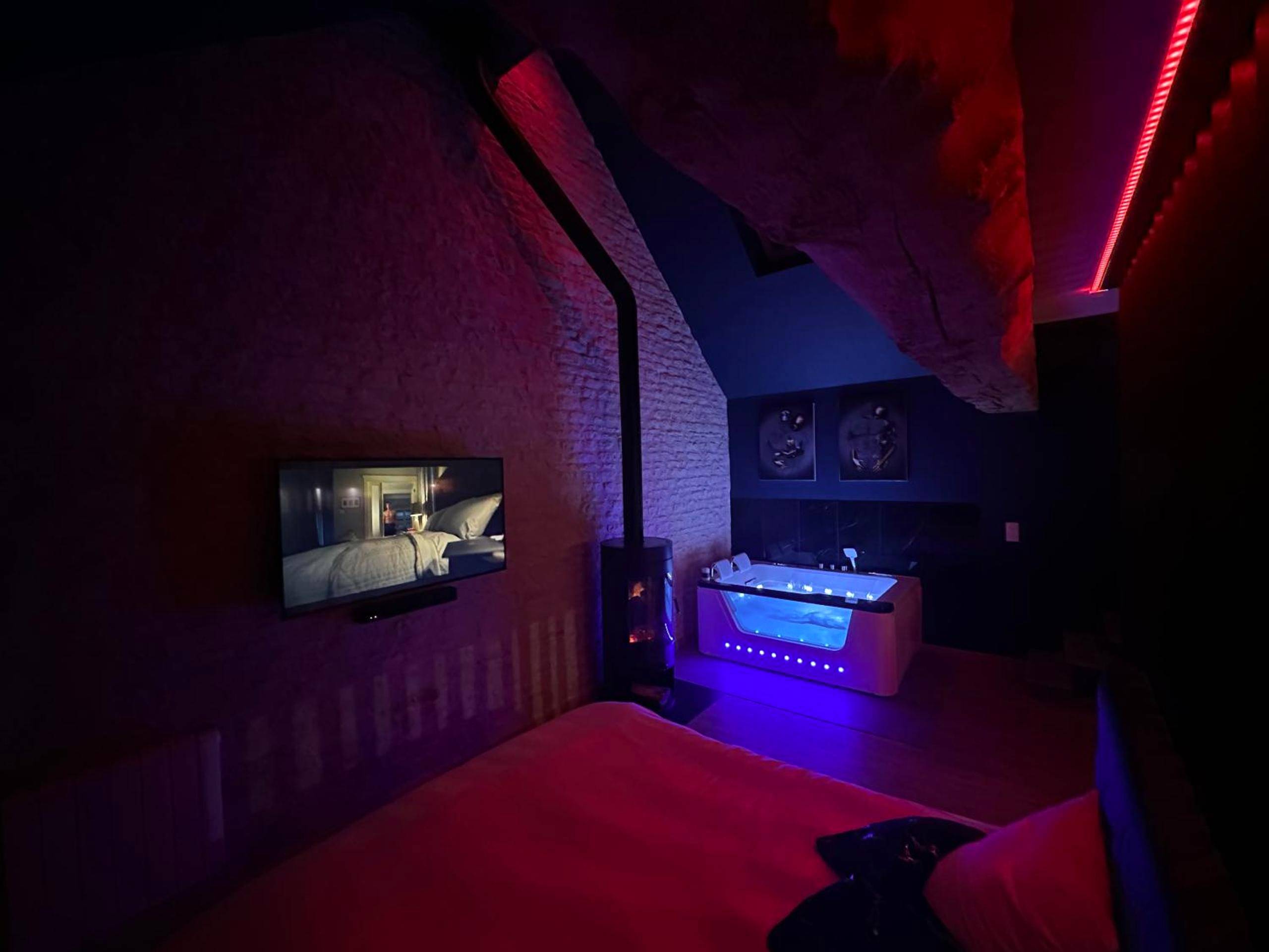 Photo du logement - RoomAndX - LoveRoom - Caen - Bayeux