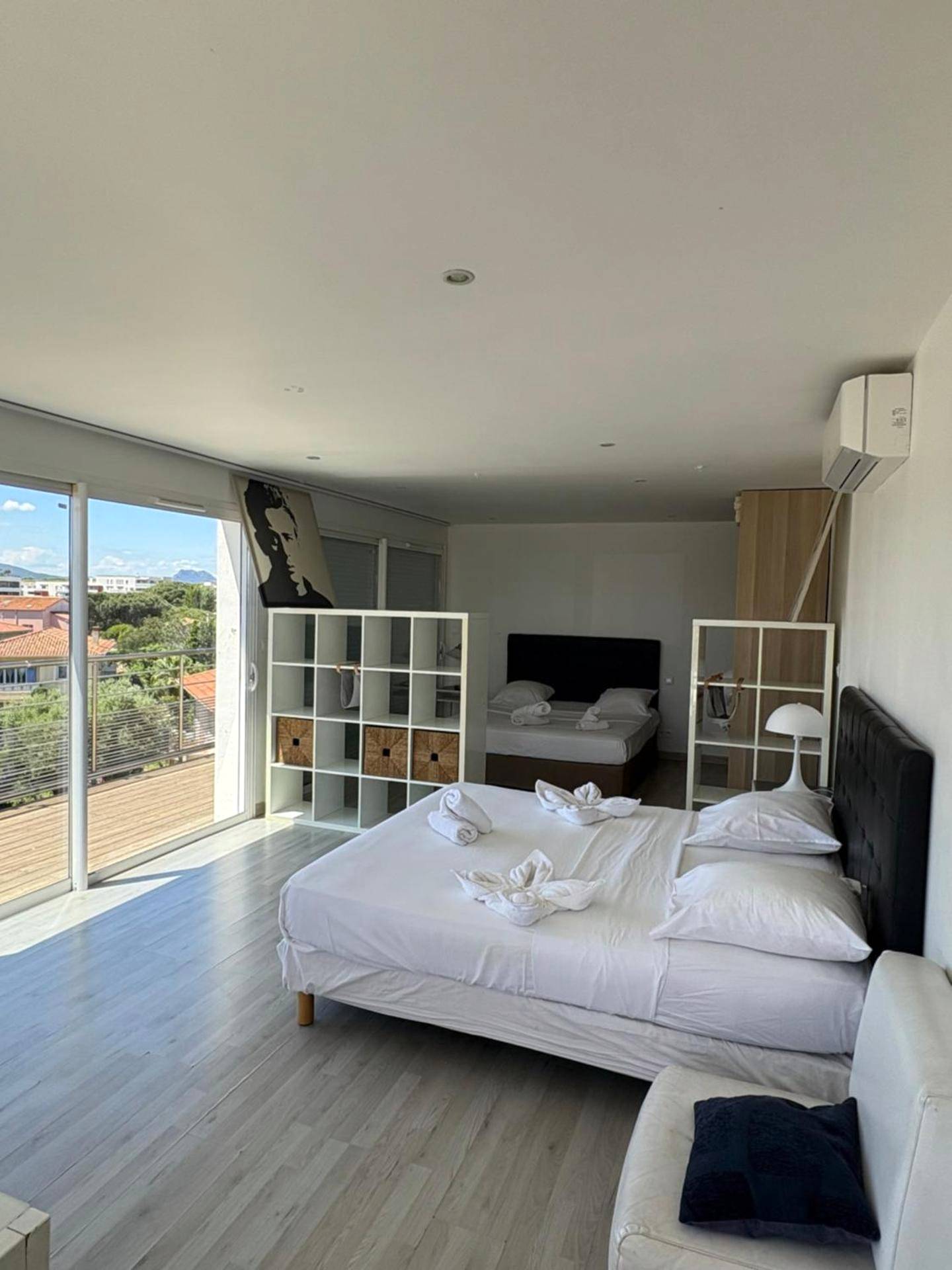 Photo du logement - Hotel Sable Et Soleil - Port, Plage & Jacuzzi privé