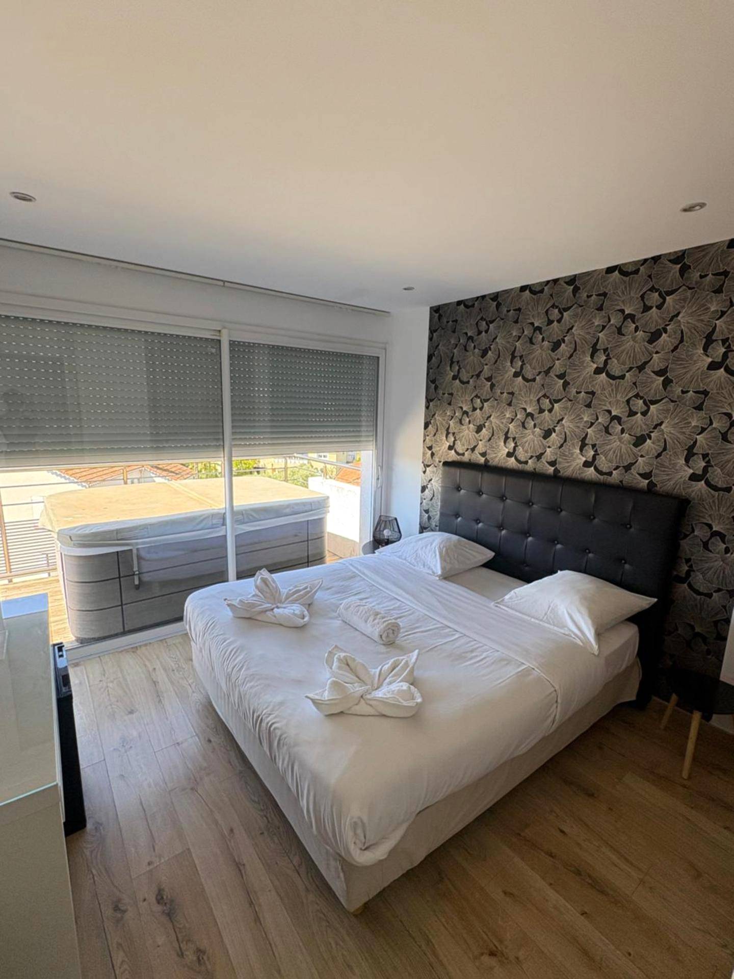 Photo du logement - Hotel Sable Et Soleil - Port, Plage & Jacuzzi privé - Fréjus