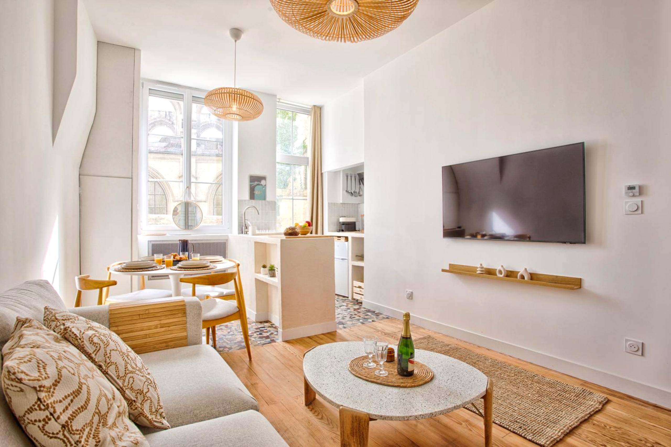 Photo du logement - Le Saint - Sauveur - Balneotherapy Bathtub - Hypercentre