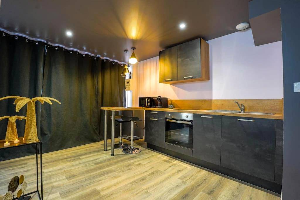 Photo du logement - Balnéo et Cinéma Le Saona