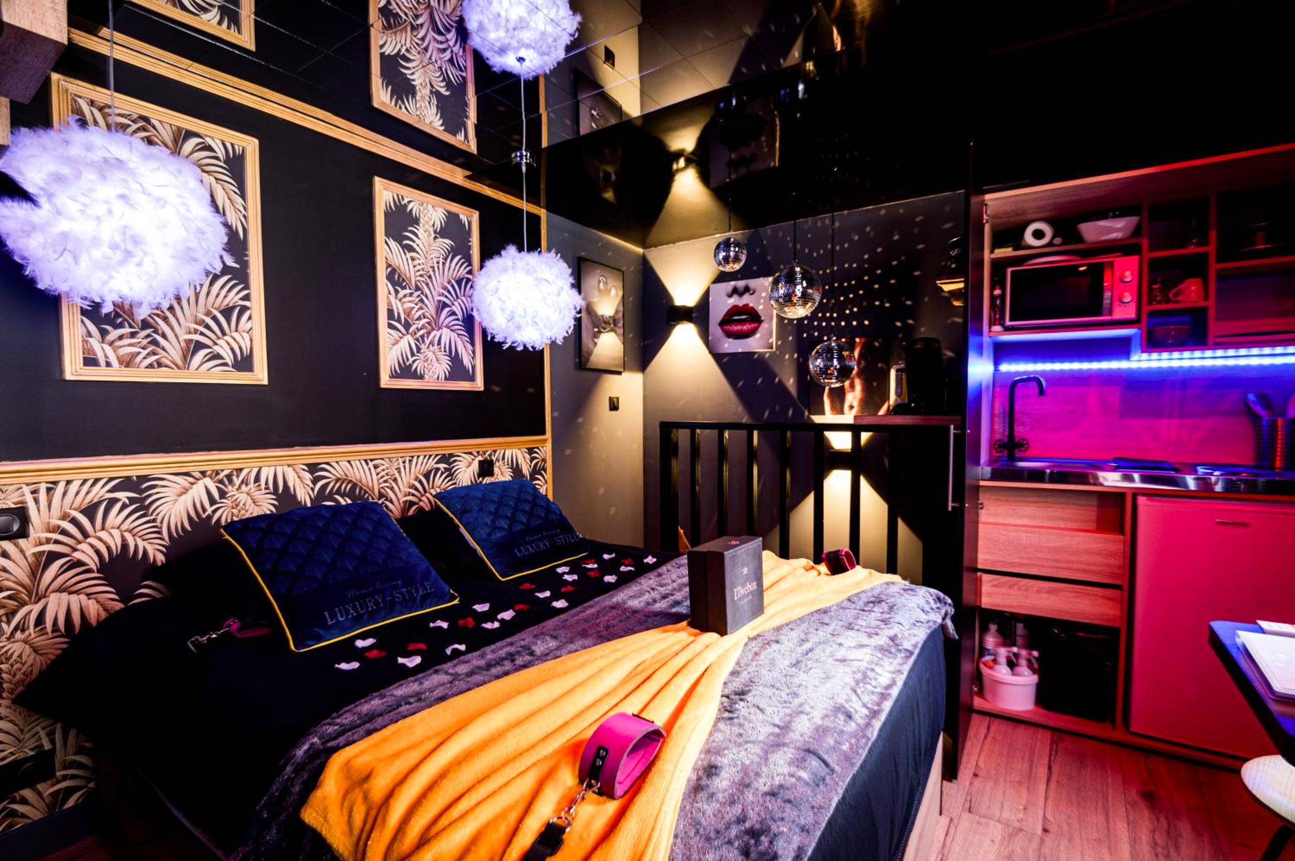 Vue du logement - Loveroom sauna, balnéo, parking privé dans le centre de Honfleur