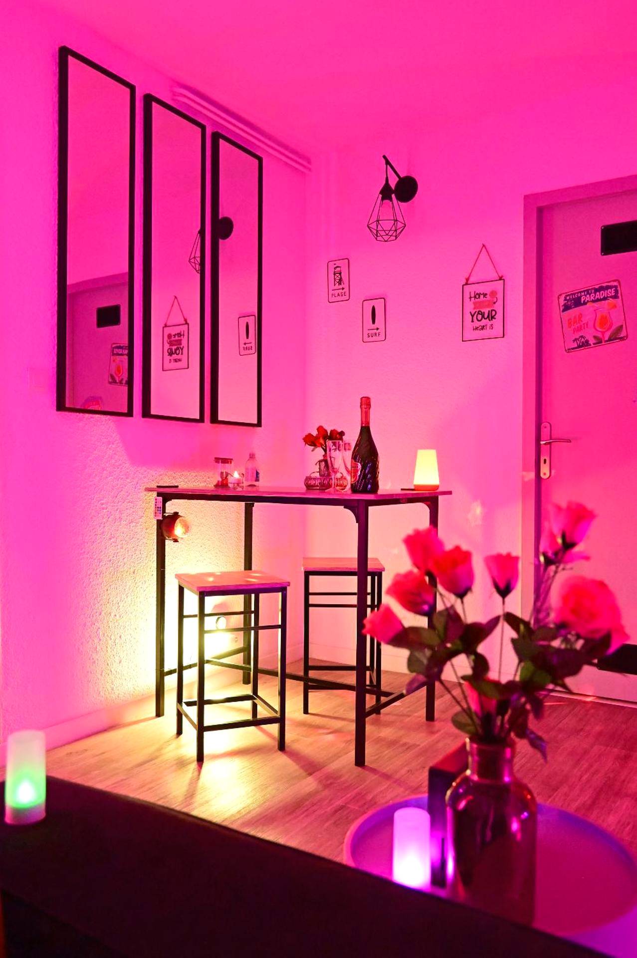 Photo - Luxe Sauna Privatif et Grand bain Jacuzzi à deux à Biscarosse Plage pour Nuit Romantique...