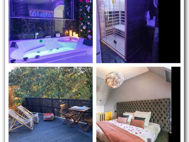 Jacuzzi privatif et sauna en bois vitré - Love Room Rouen - Sauna, jacuzzi, terrasse et parking