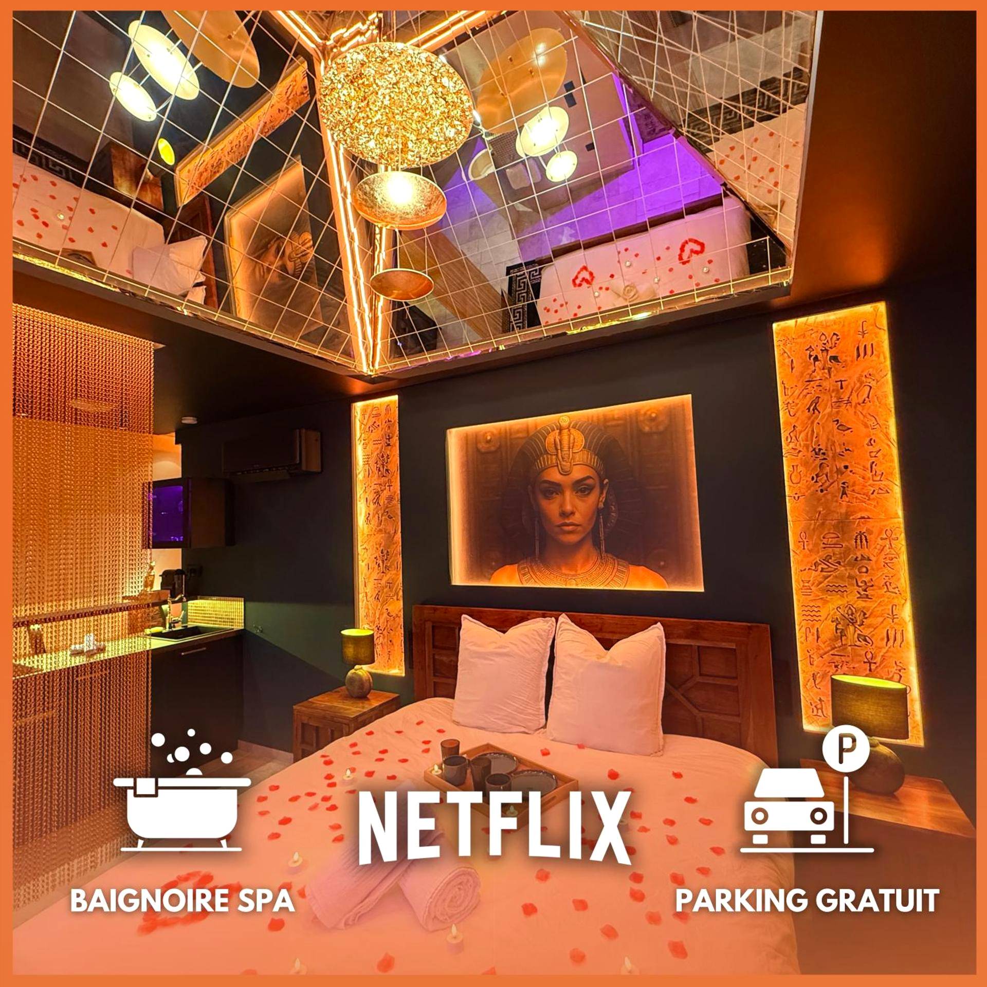 Vue principale - Love Room Scheibenhard - Le Secret de Cléopâtre, Suite de Luxe avec Jacuzzi et Pièce Secrète