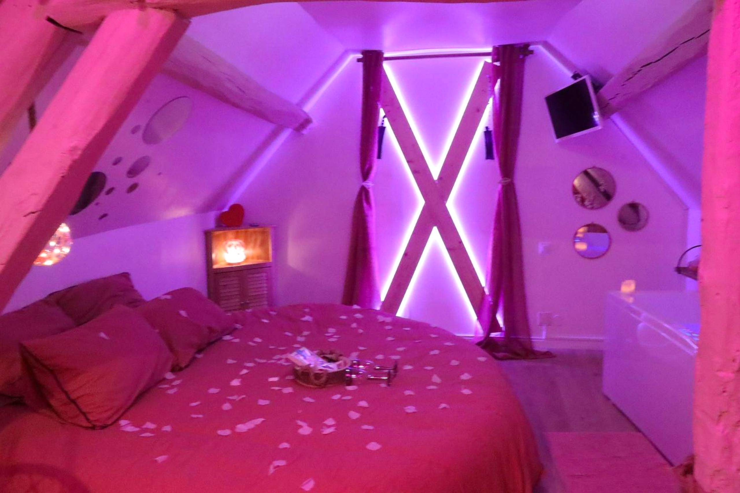 Photo du logement - Love Room Le secret des fées - Andryes