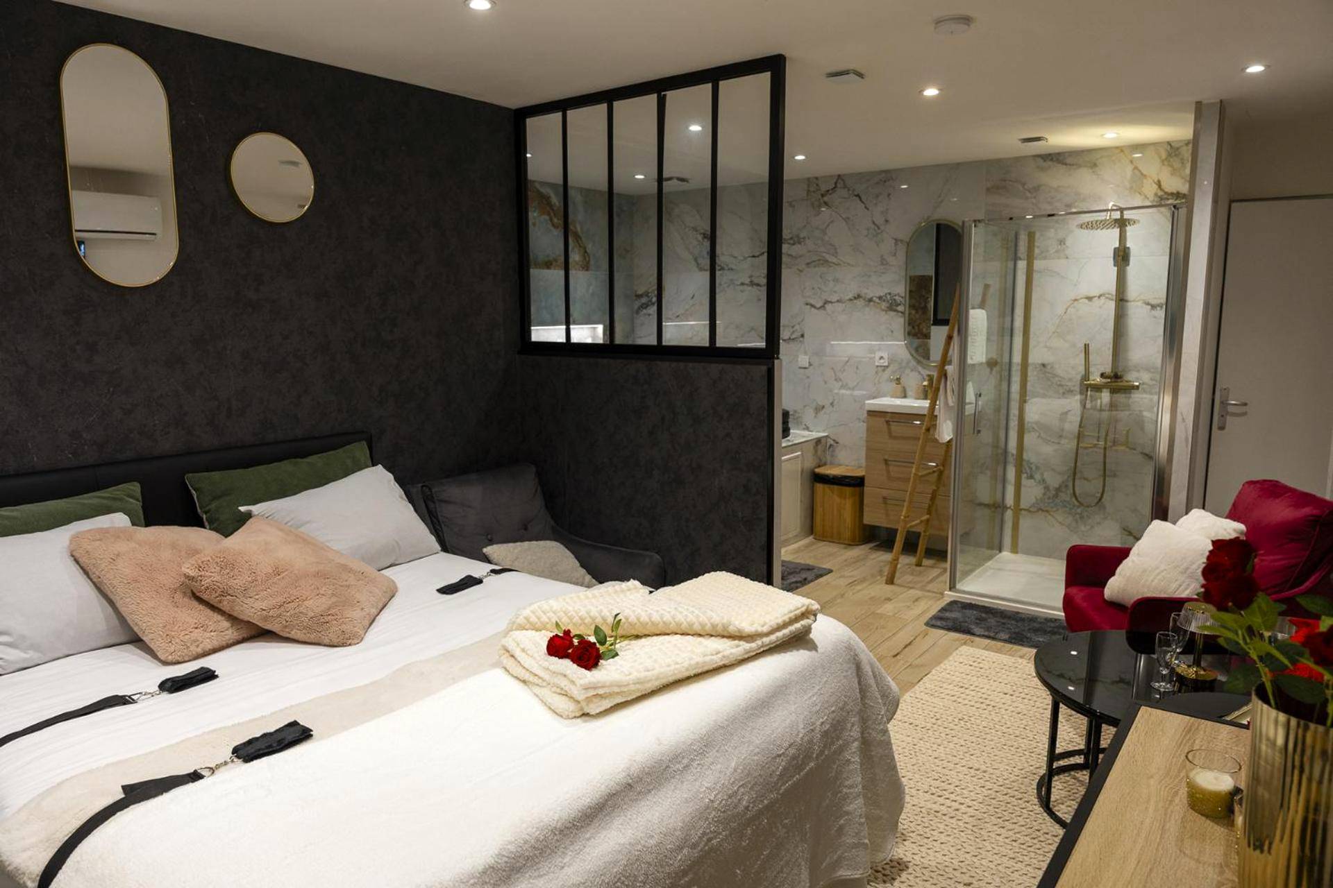 Vue interieure - Secret Room Spa Agde